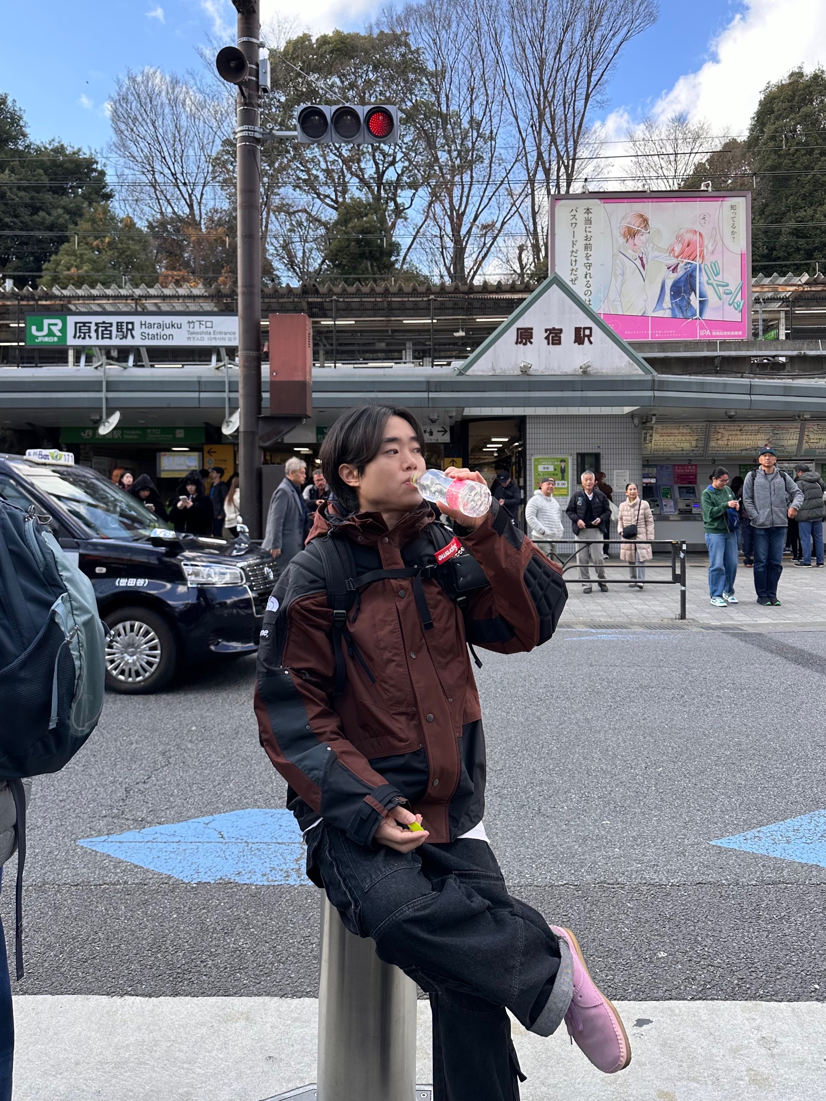 Supreme x The North Face Steep Tech Apogee Jacket Brown - 22FW, Maison Margiela Keyring Calfskin Wallet Black 착용 스타일