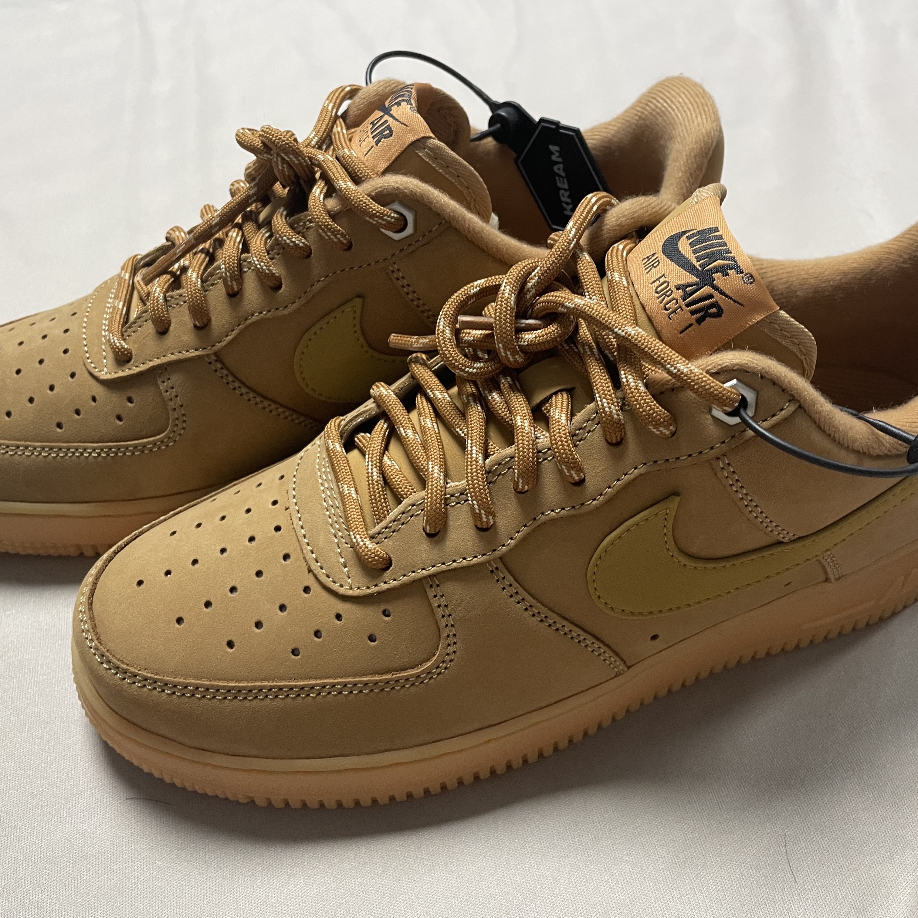 Nike Air Force 1 '07 WB Flax 착용 스타일 - 1