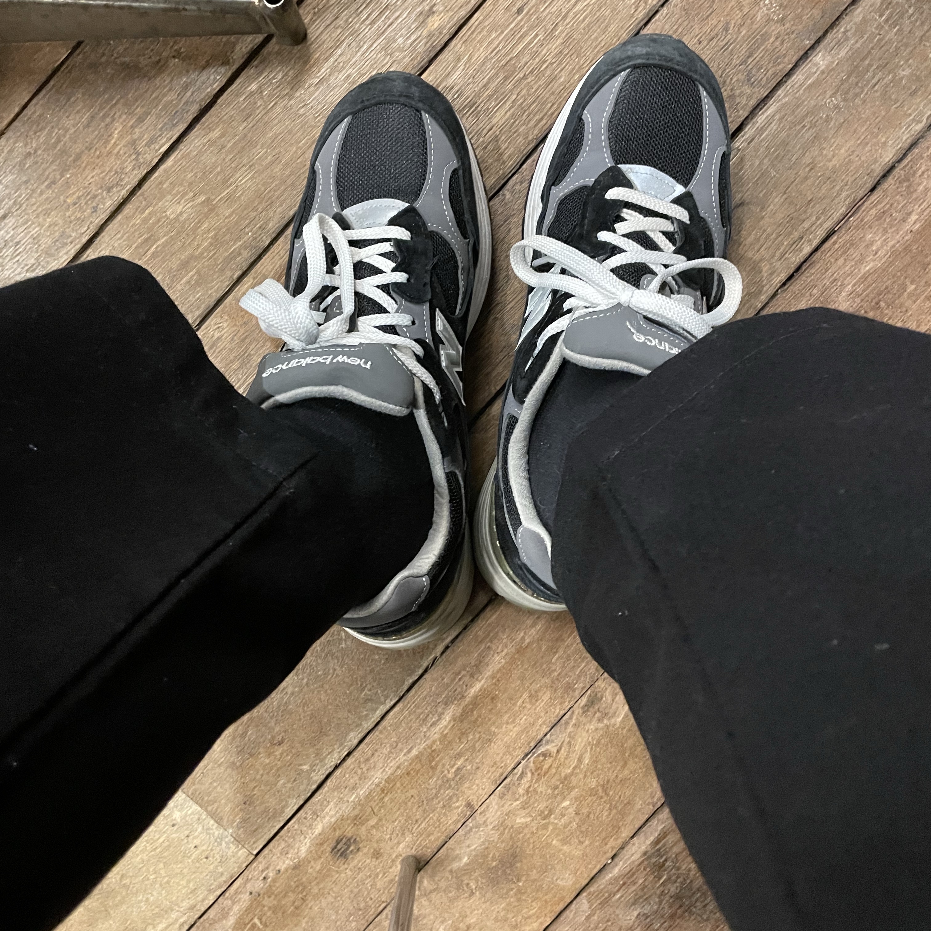 New Balance 992 Made in USA Black Grey 착용 스타일