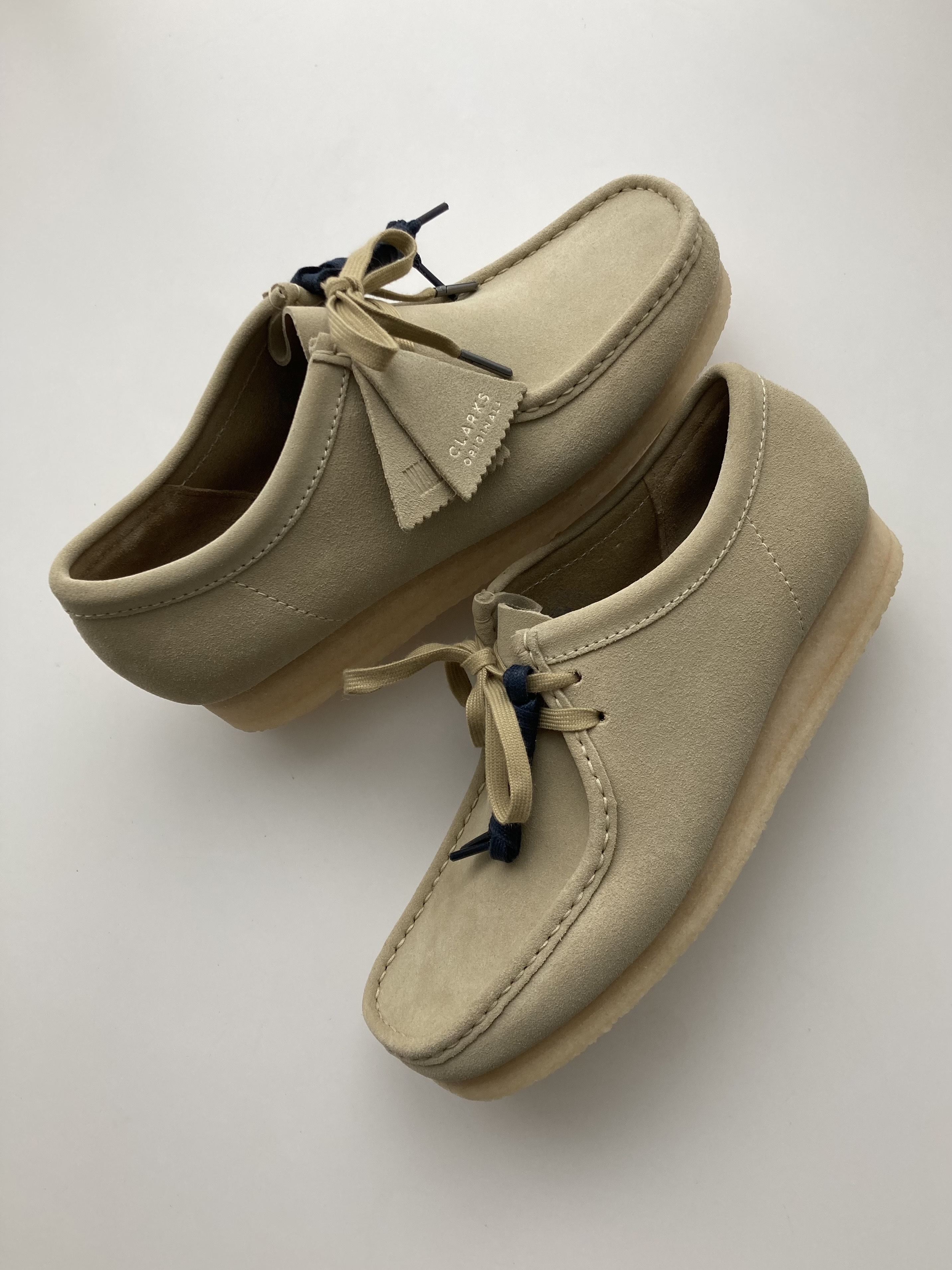Clarks Wallabee Maple Suede 착용 스타일 - 1