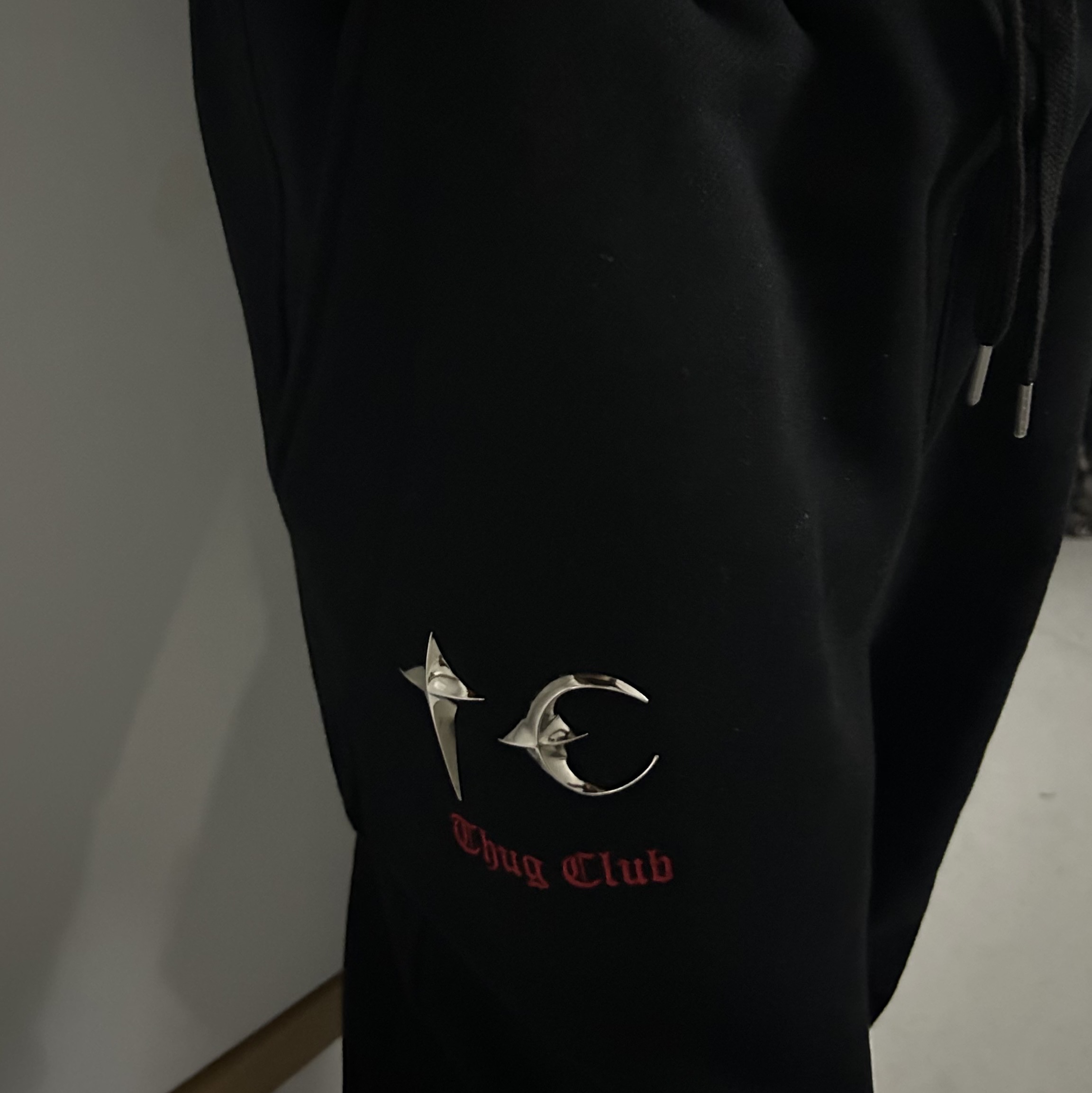 Thug Club TC Jogger Pants Black Ver. 1 착용 스타일