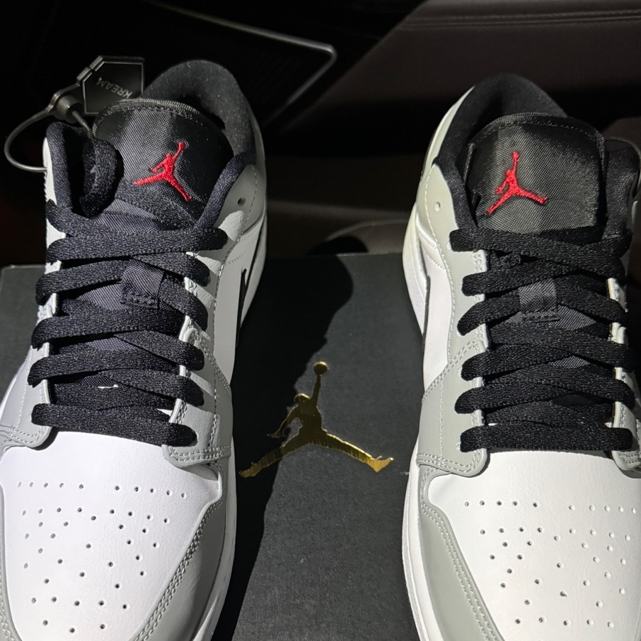 Jordan 1 Low Light Smoke Grey 착용 스타일