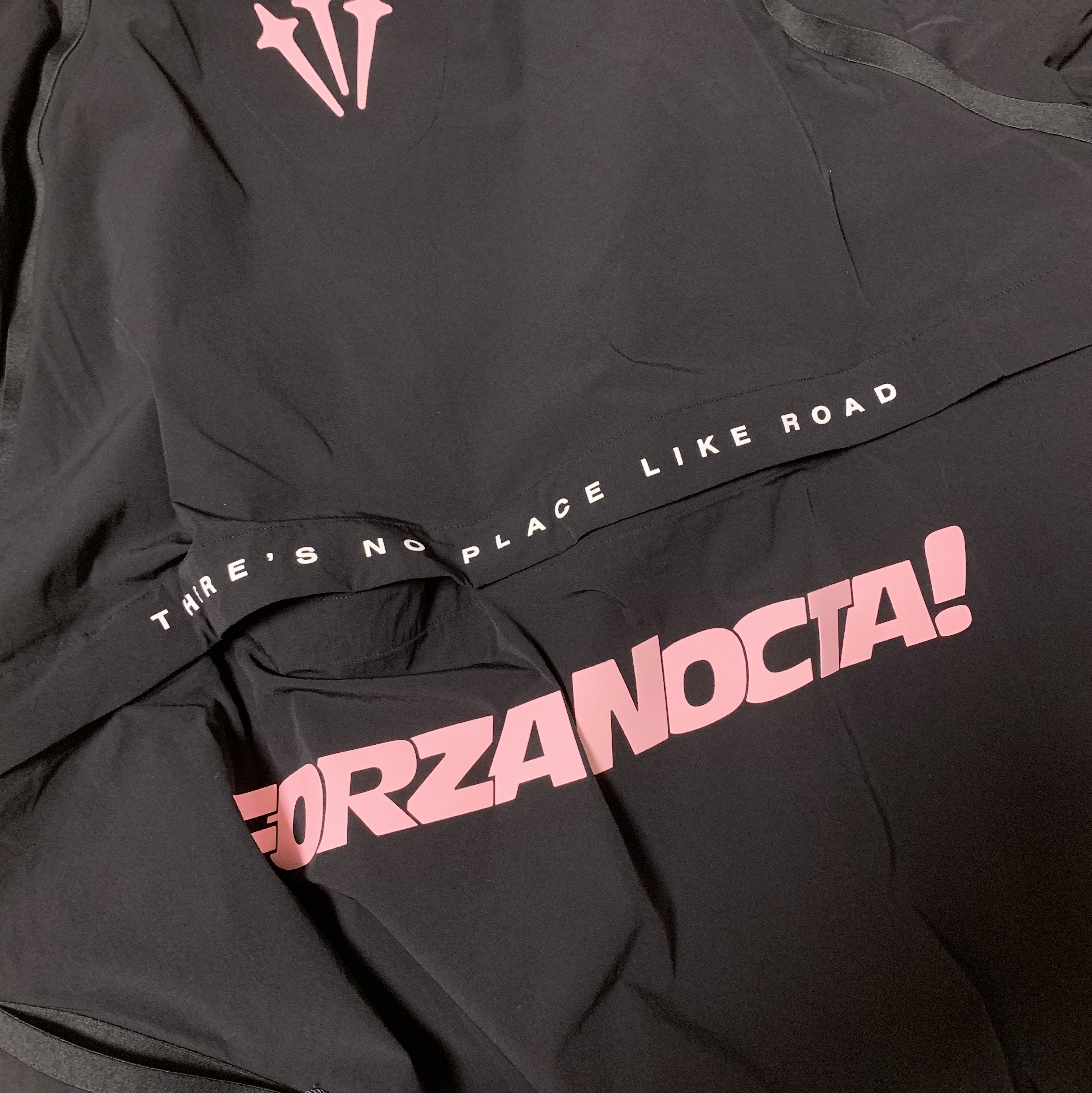 (W) Nike x Drake Nocta NRG LR L/S Crew Black (DV3631-010) 착용 스타일