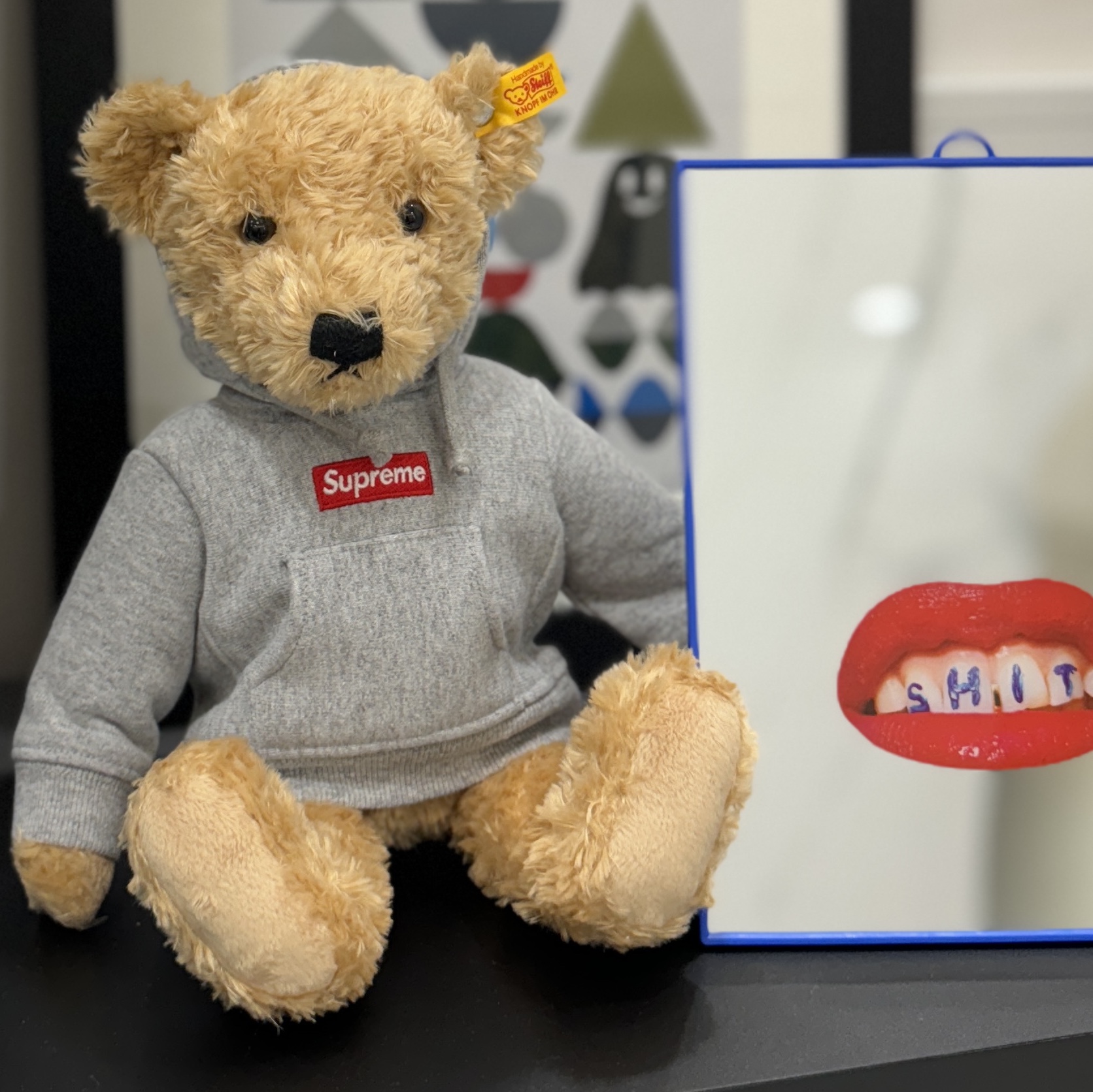 Supreme Steiff Bear Heather Grey - 18FW 착용 스타일