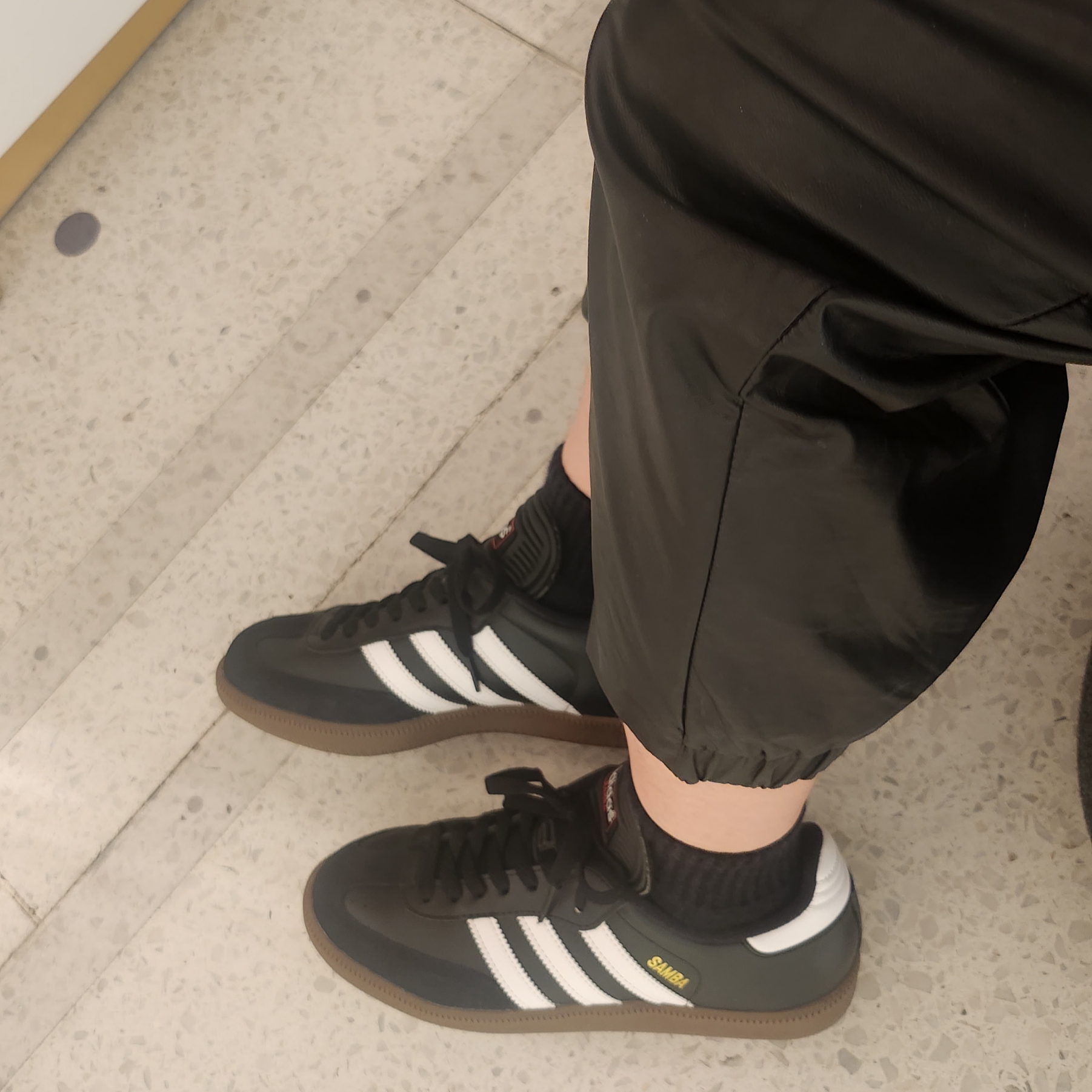 Adidas Samba Classic Core Black 착용 스타일