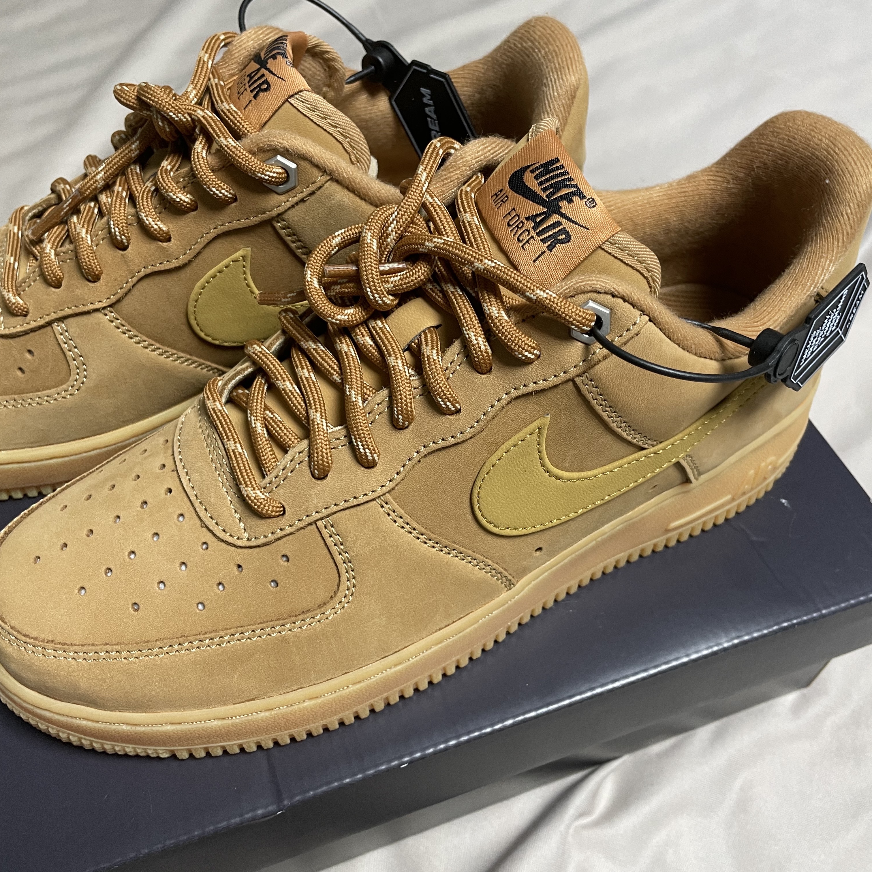 Nike Air Force 1 '07 WB Flax 착용 스타일 - 3