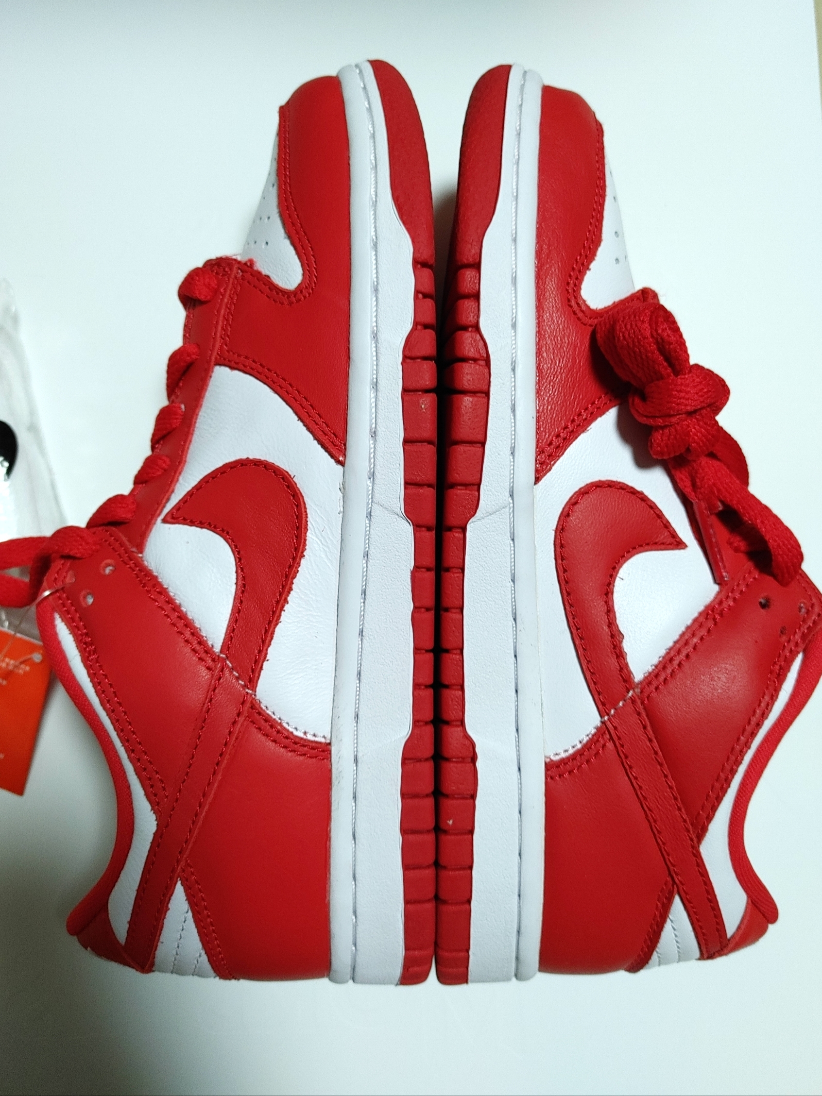 Nike Dunk Low SP White and University Red 2023 착용 스타일