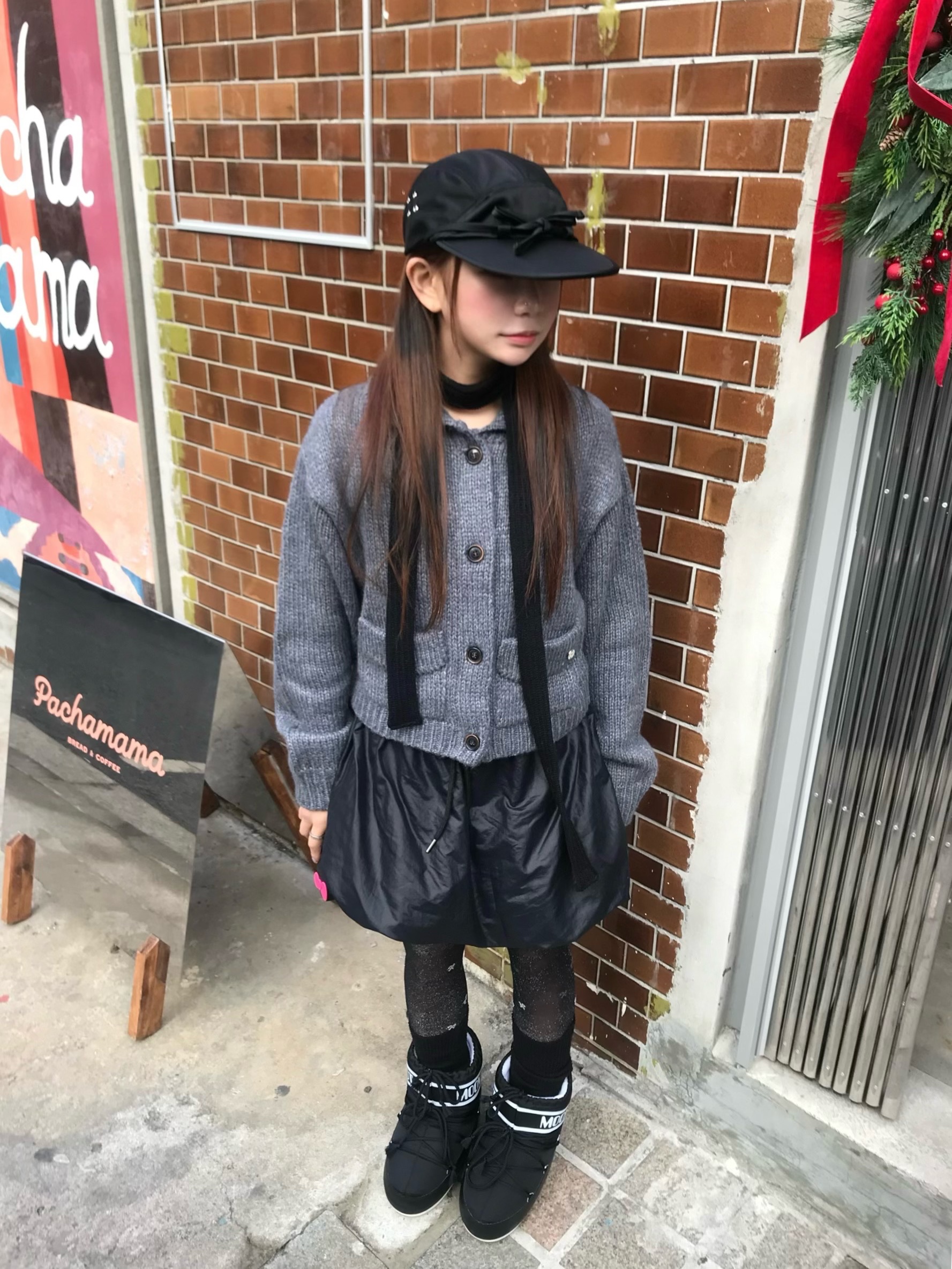 (W) Moon Boot Icon Low Nylon Boots Black, YOUCHE QS Duck Cap Black 착용 스타일