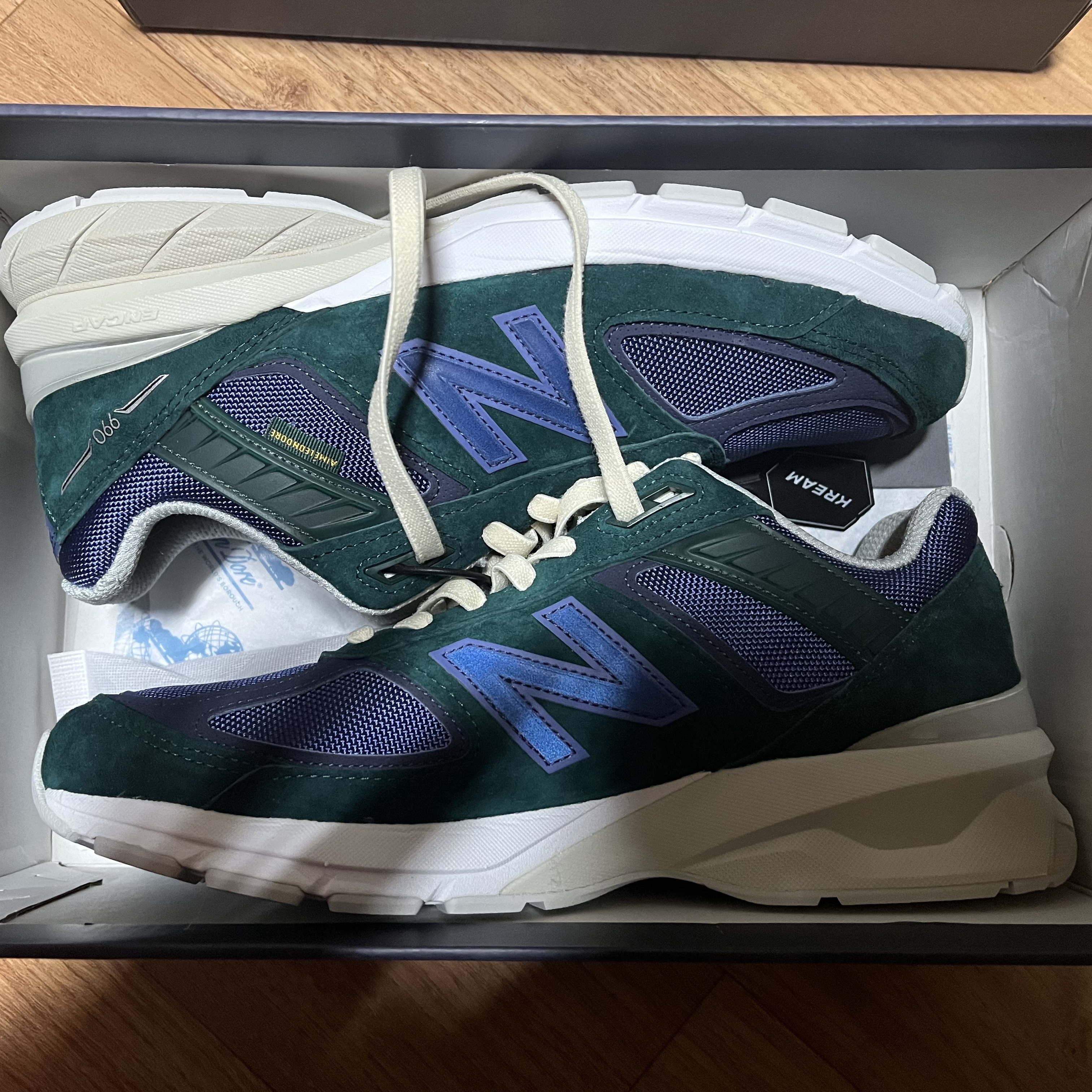 New Balance x Aime Leon Dore 990v5 Made in USA 착용 스타일