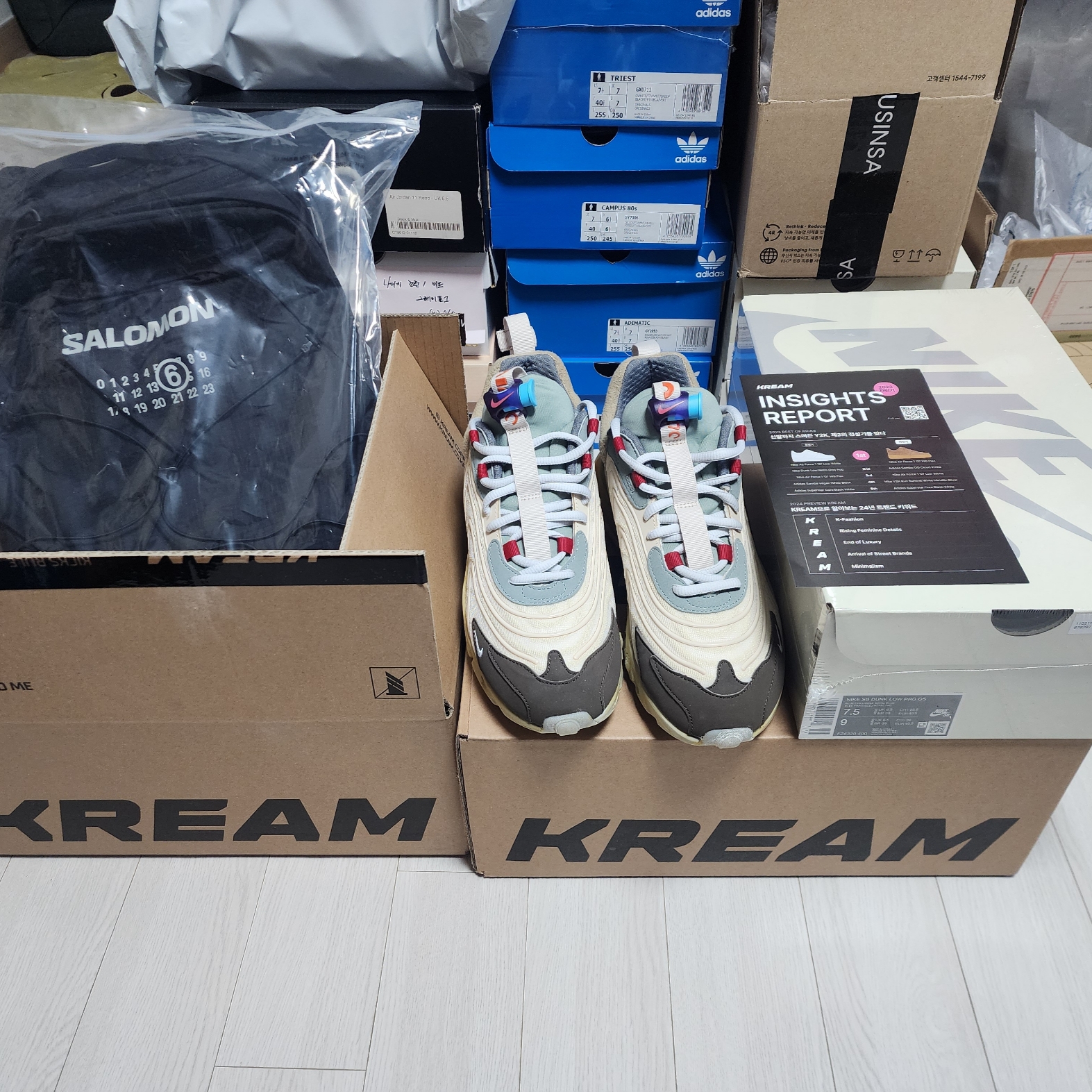 Salomon x MM6 Maison Margiela XT-15 Black, Nike x Travis Scott Air Max 270 React Cactus Trails 착용 스타일