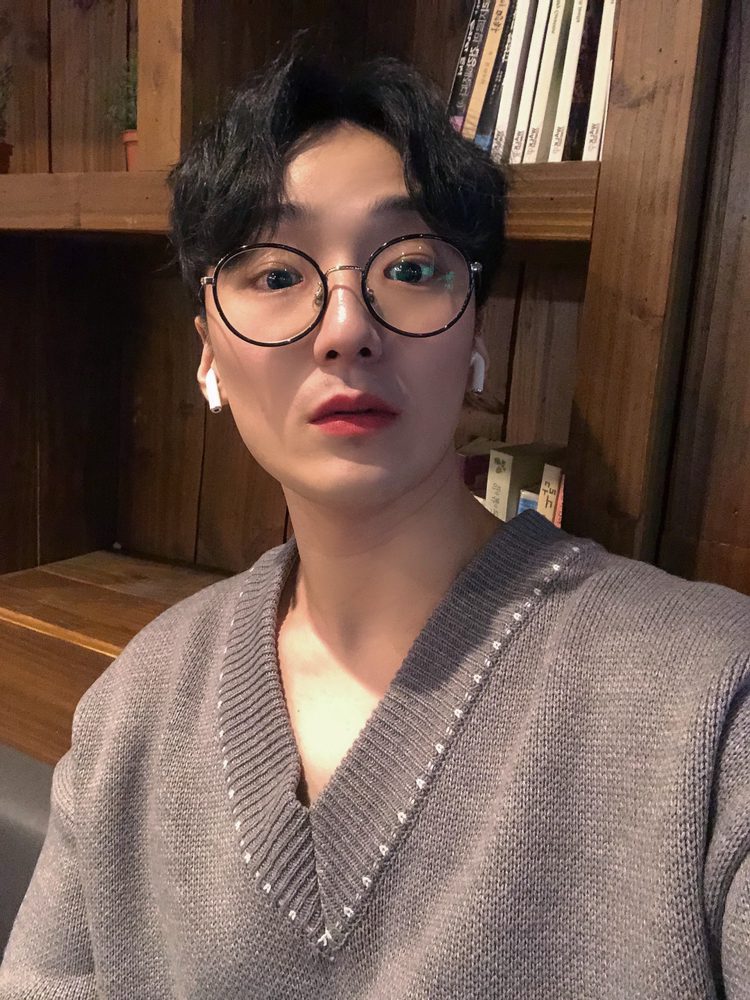 KREAM 프로필 이미지
