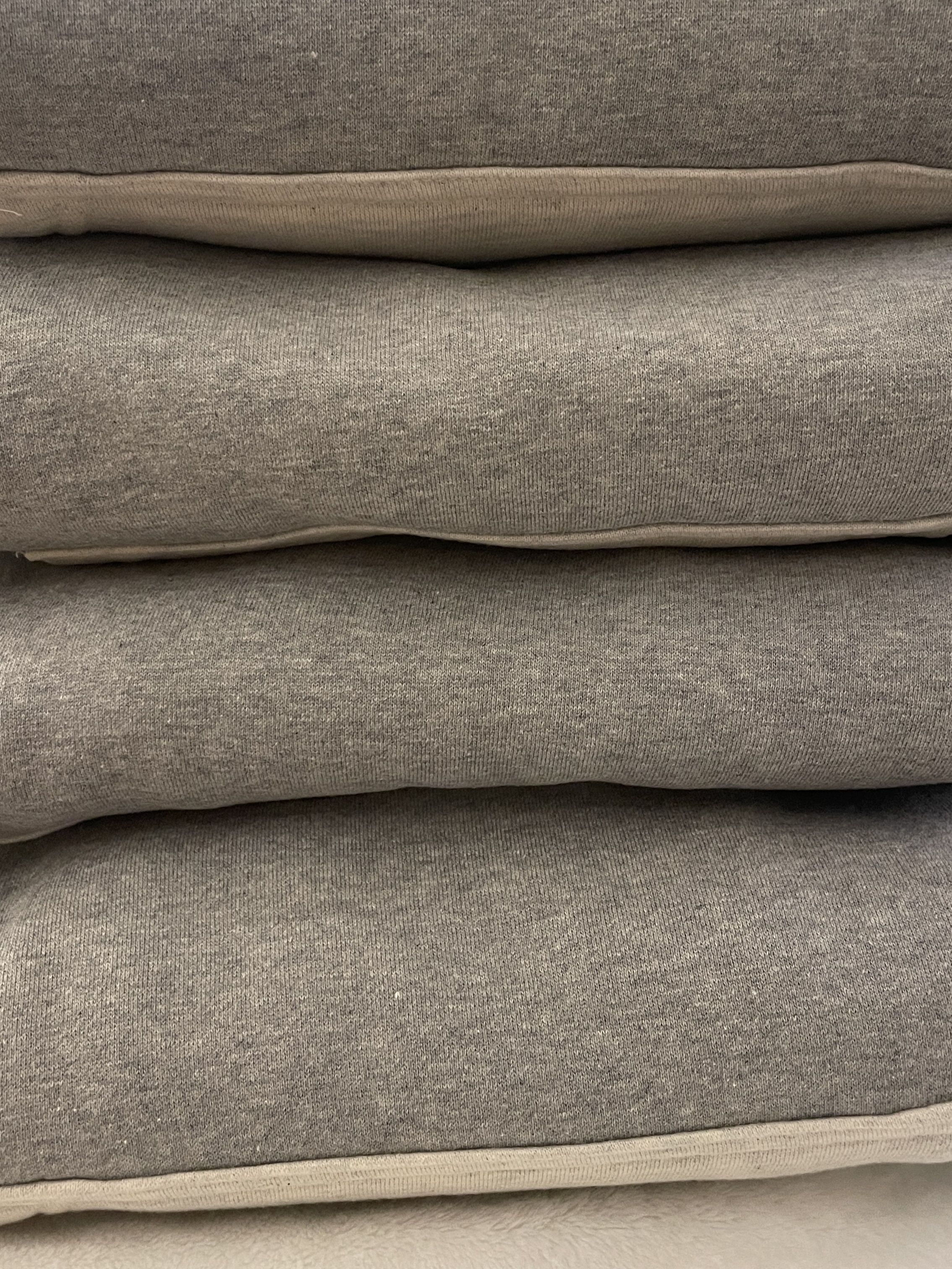 IAB Studio Hoodie Dual Gray 착용 스타일 - 2