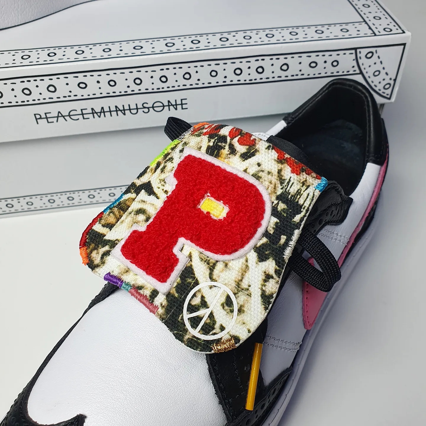 Nike x Peaceminusone Kwondo1 Black and White 착용 스타일 - 7