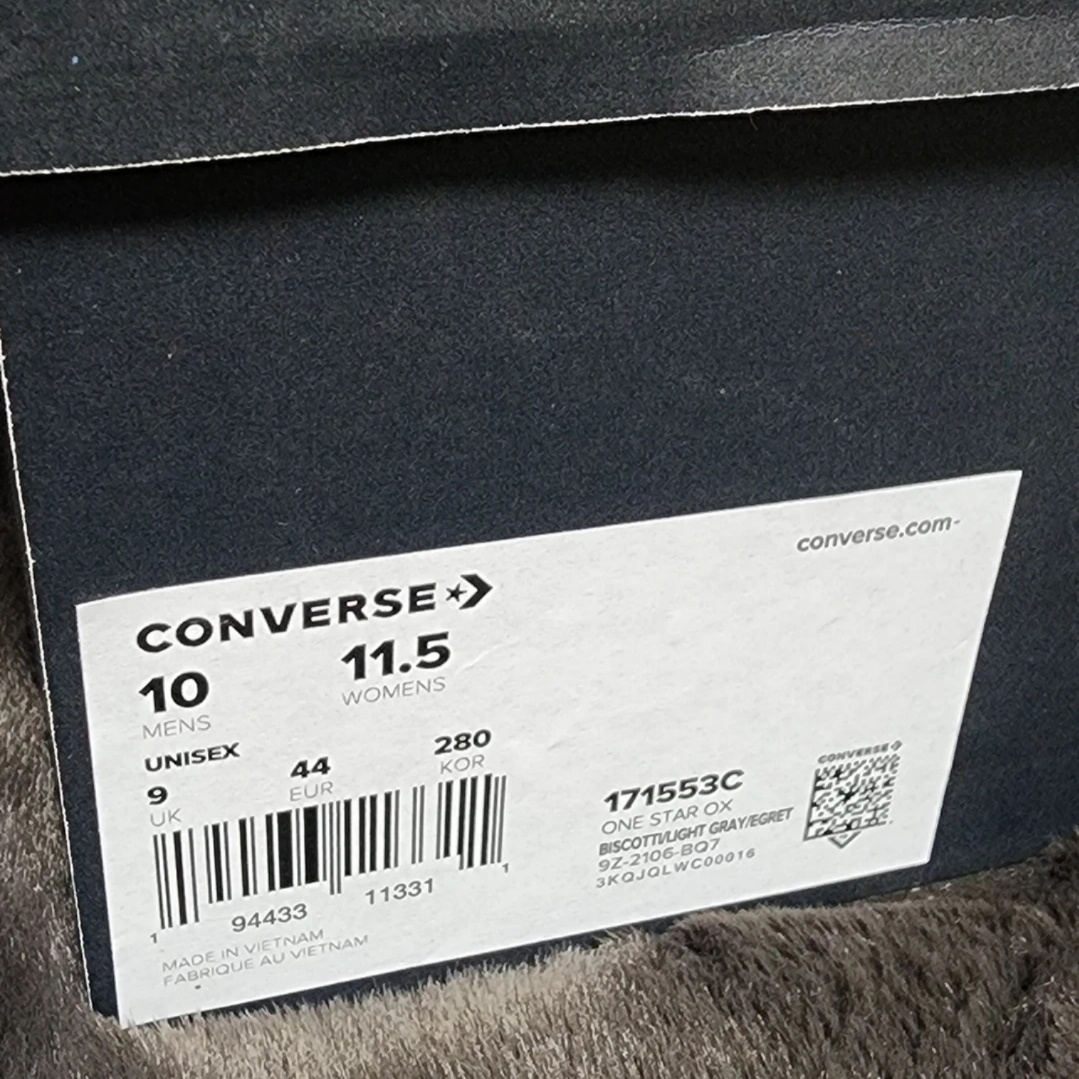 Converse One Star Ox Biscotti Light Gray 착용 스타일 - 3