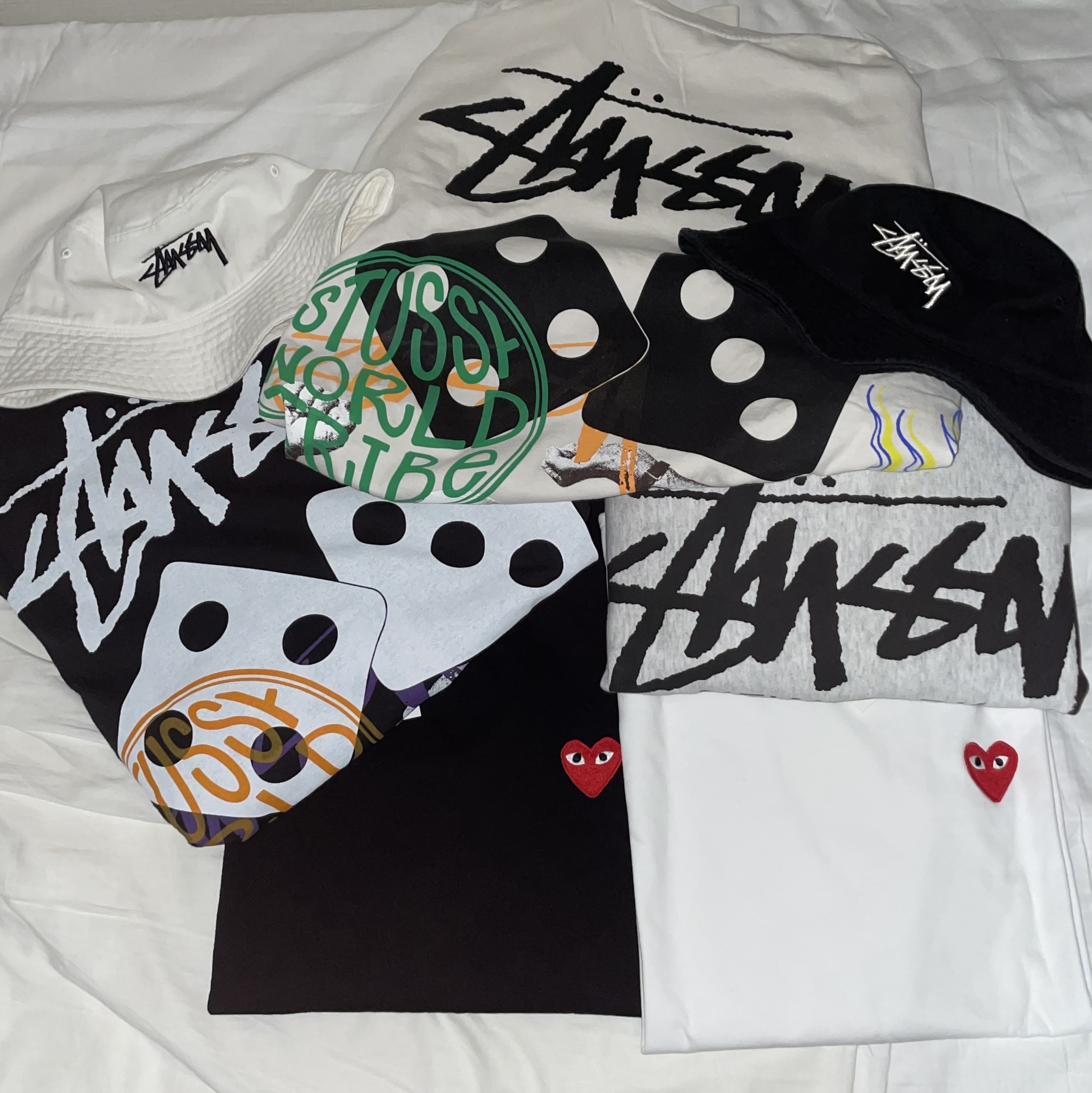 Stussy Strike Pigment Dyed LS T-Shirt Natural, Play Comme des Garcons LS T-Shirt White 착용 스타일