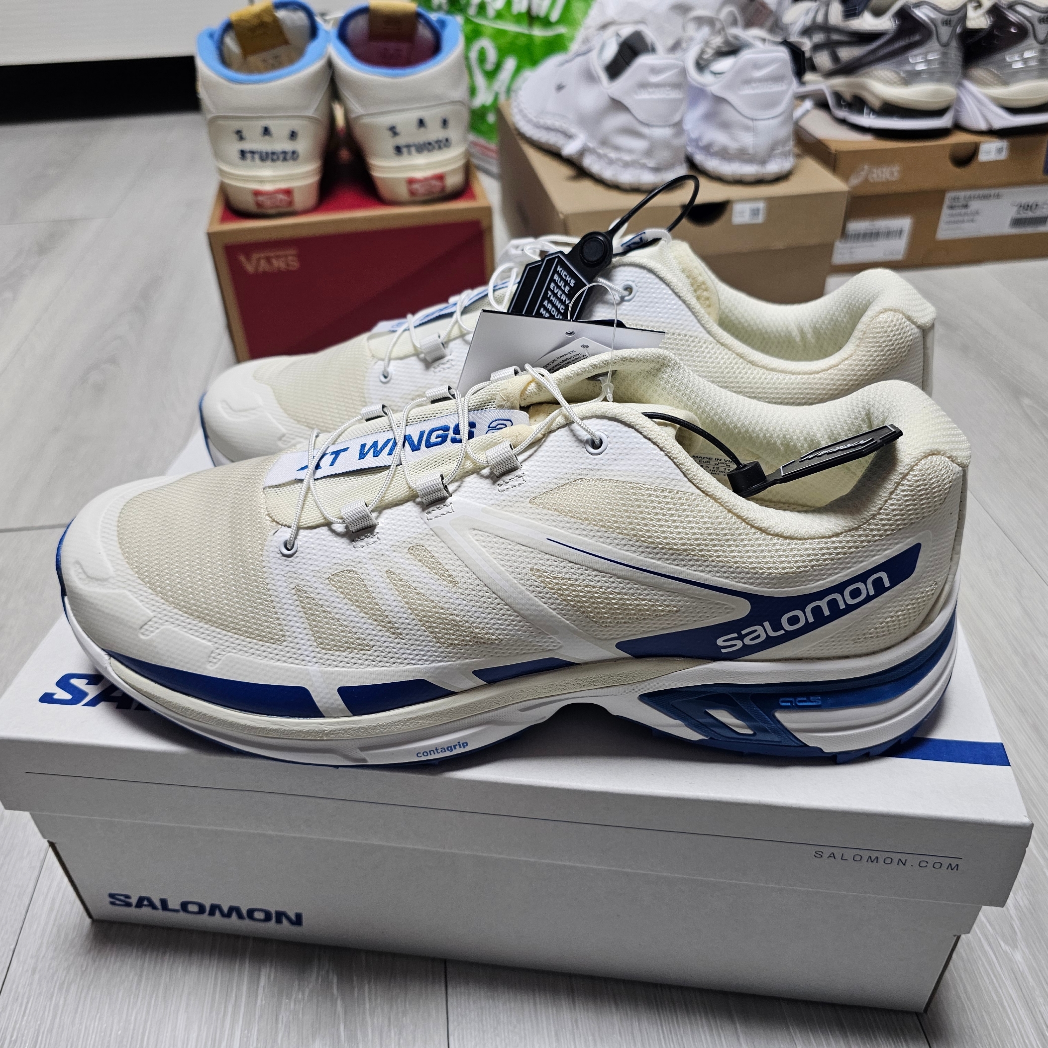 Salomon x JJJJound XT-Wings 2 White Lapis Blue 착용 스타일 - 1