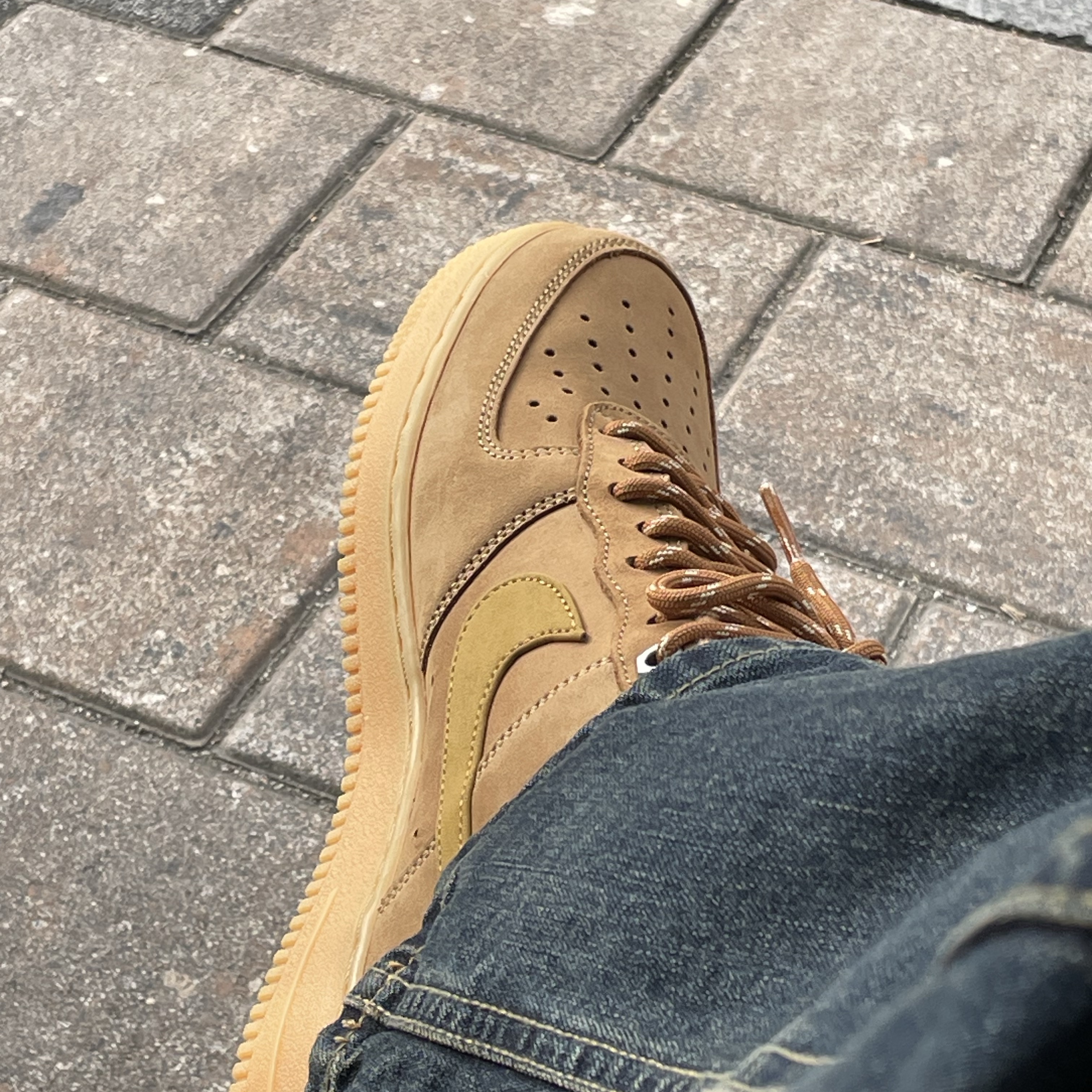 Nike Air Force 1 '07 WB Flax 착용 스타일 - 8