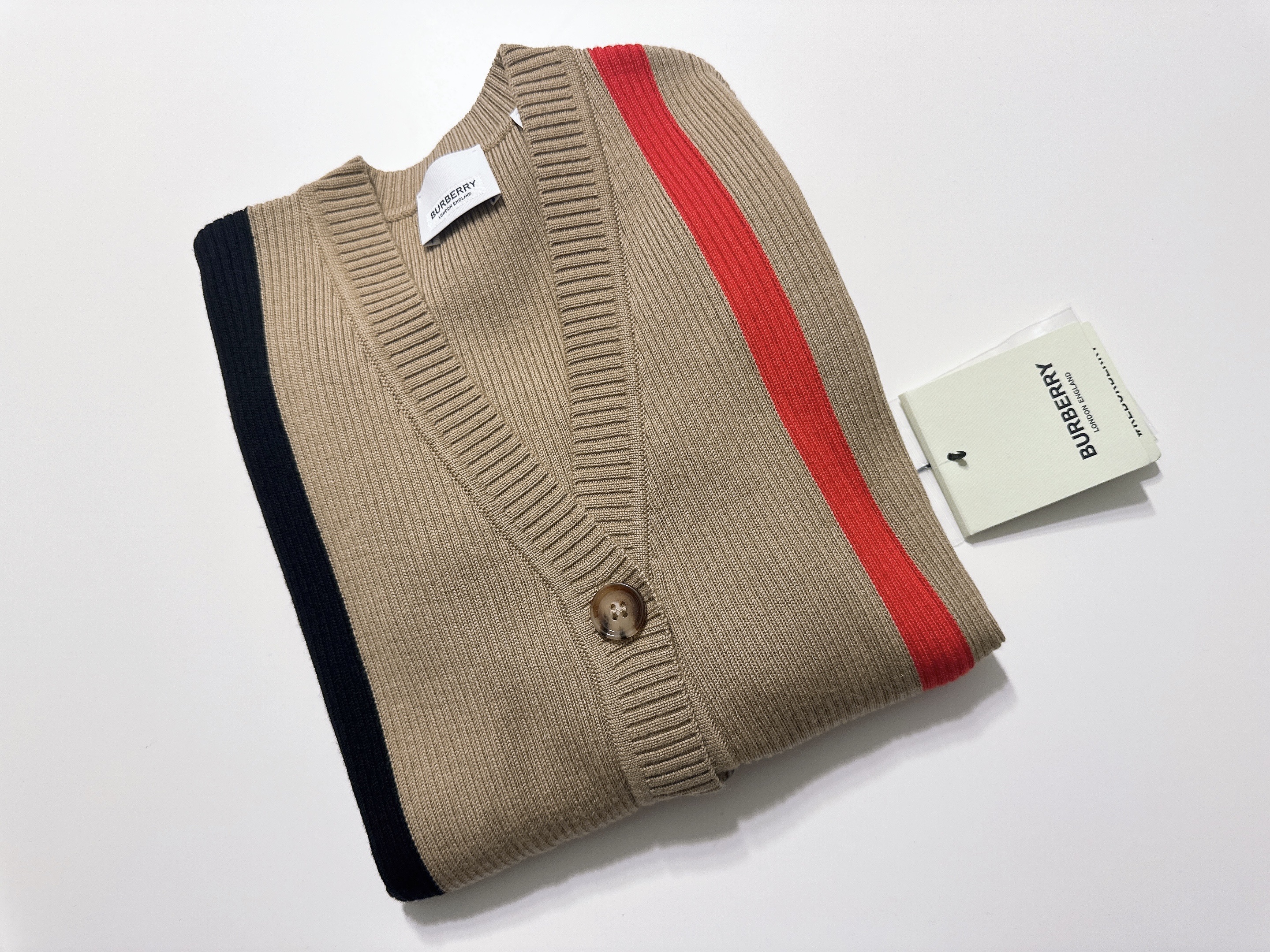 (Kids) Burberry Striped Rib Knit Wool Cardigan Archive Beige 착용 스타일
