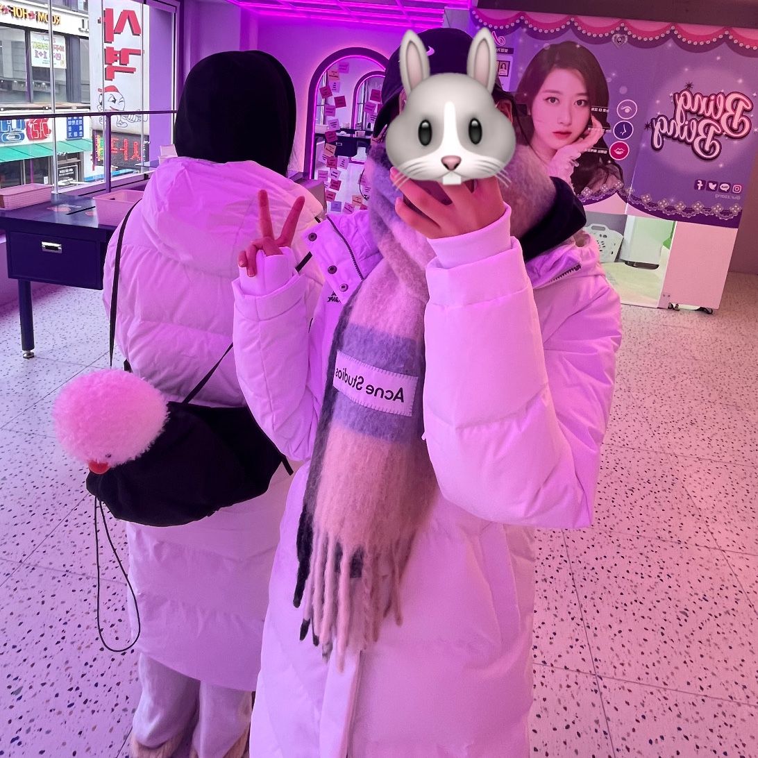 Acne Studios Mohair Check Muffler Blue Beige Black 착용 스타일
