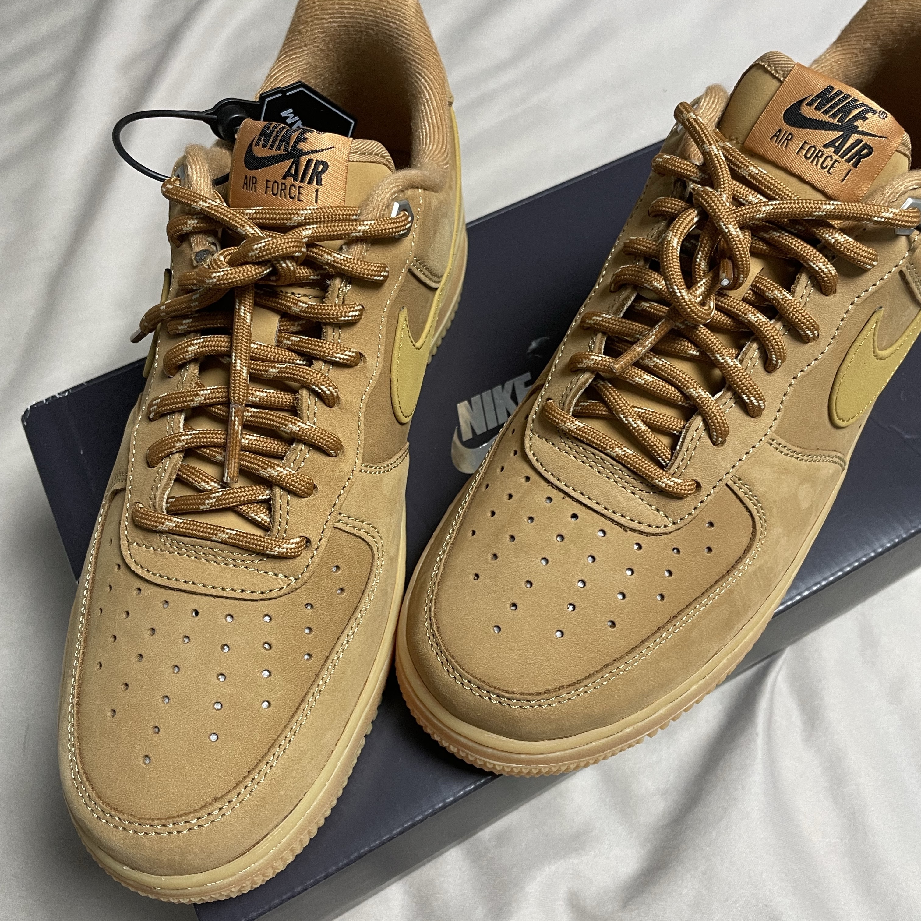 Nike Air Force 1 '07 WB Flax 착용 스타일 - 5