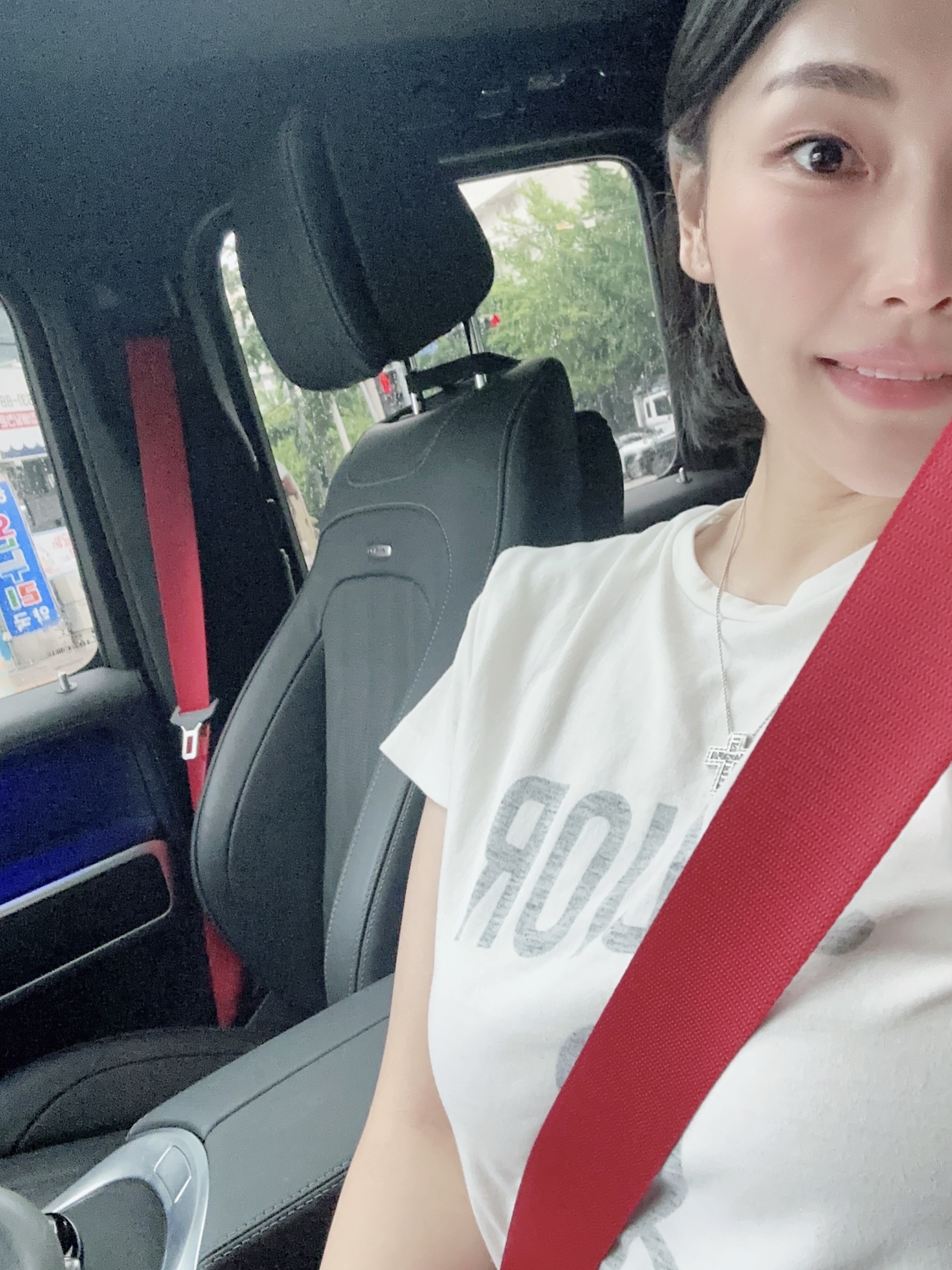(W) Dior Linen Cotton Jersey J'Adior 8 T-shirt Black 착용 스타일