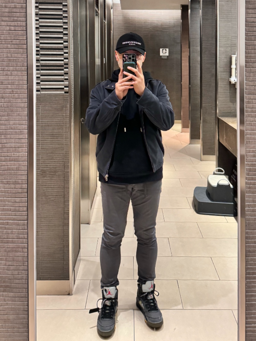 Wooyoungmi Embroidered Ball Cap Black, Wooyoungmi Feather Back Logo Hooded Sweatshirt Black - 23SS 착용 스타일 - 3