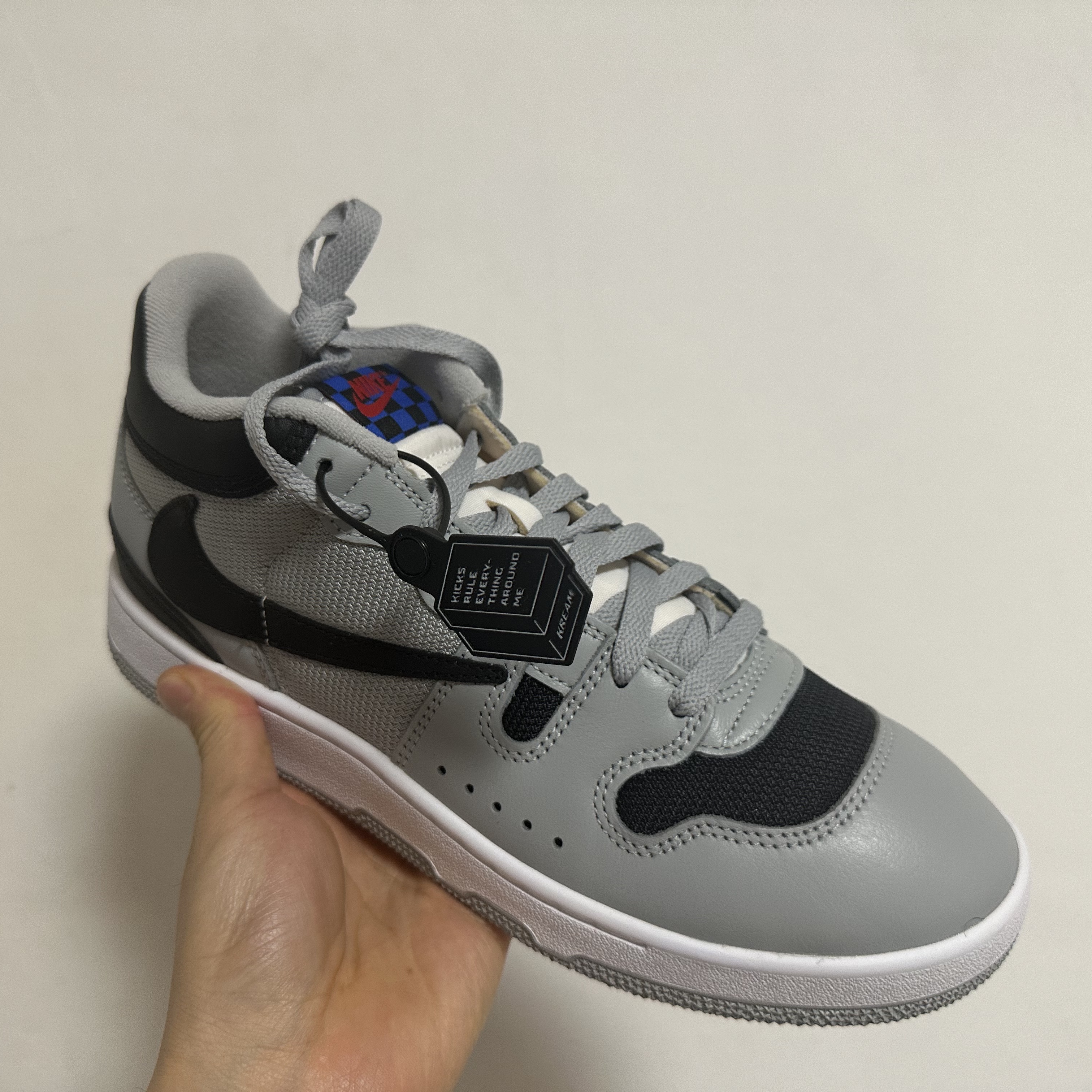 Nike x Travis Scott Mac Attack SP Light Smoke Grey 착용 스타일 - 1