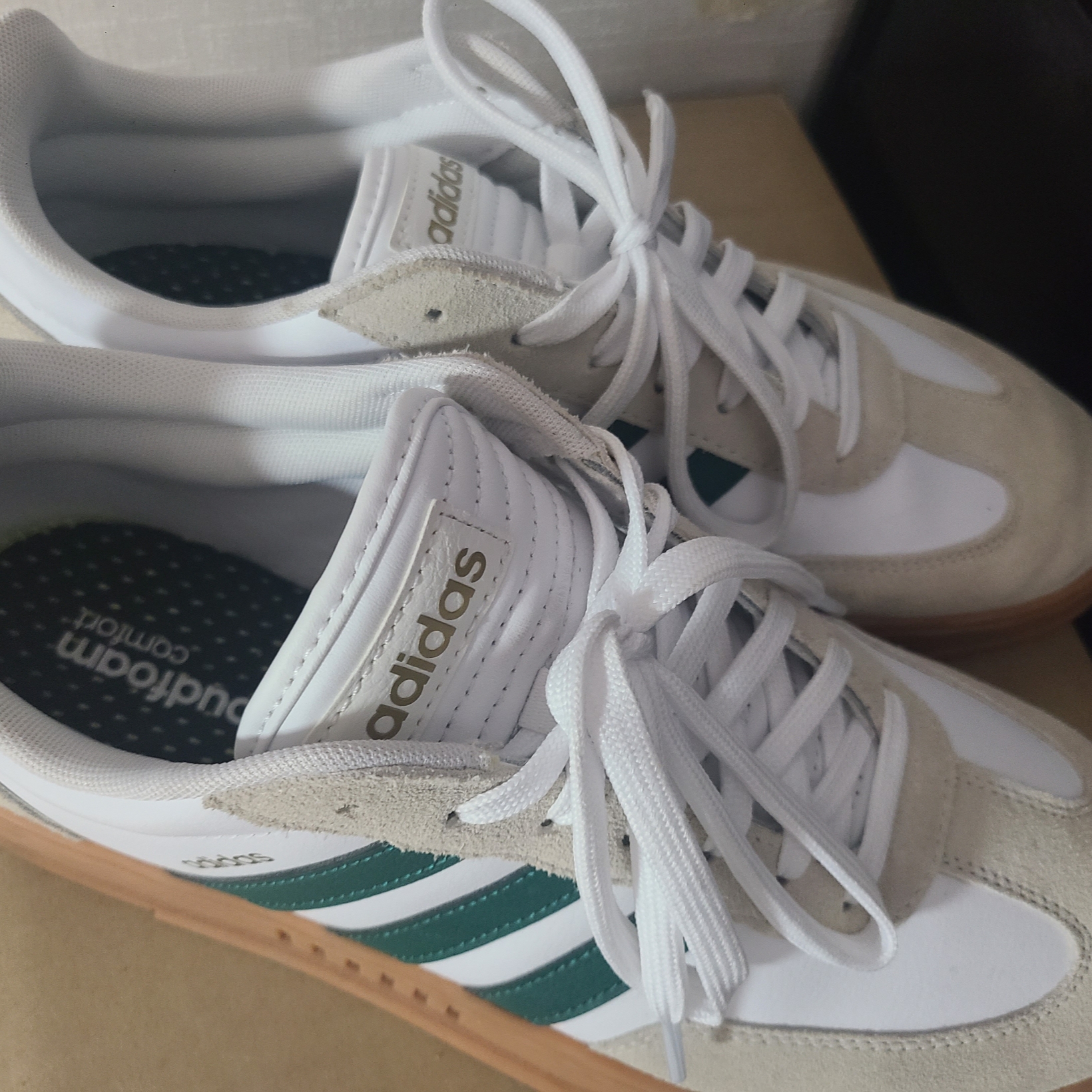 Adidas Gradas Collegiate Green 착용 스타일