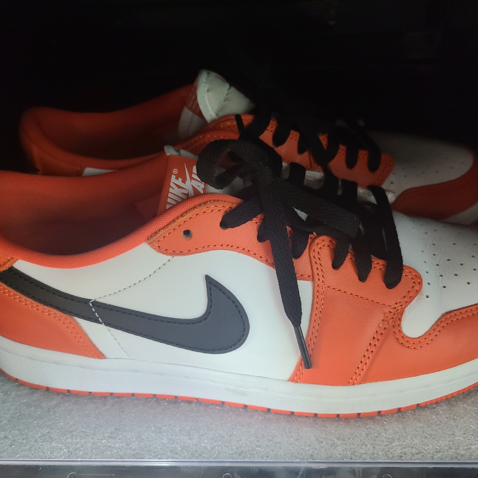 Jordan 1 Low OG Starfish 착용 스타일