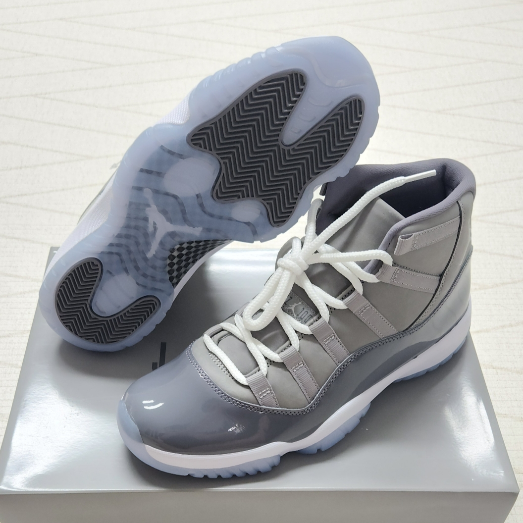 Jordan 11 Retro Cool Grey 2021 착용 스타일 - 4