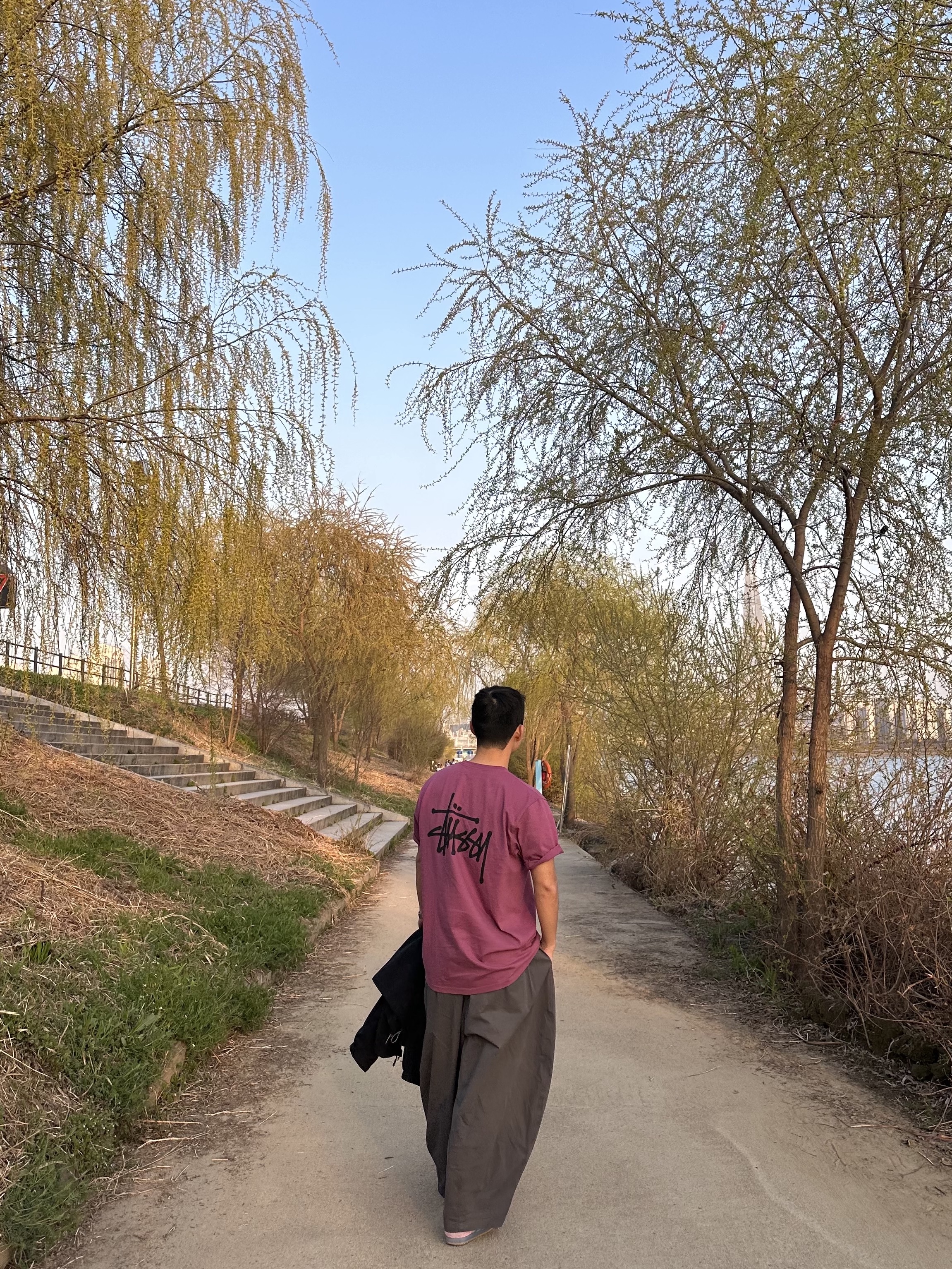 Stussy Basic Stussy T-Shirt Berry 2024, Adidas Joggen OG Bliss Lilac - Size? Exclusive 착용 스타일 - 1