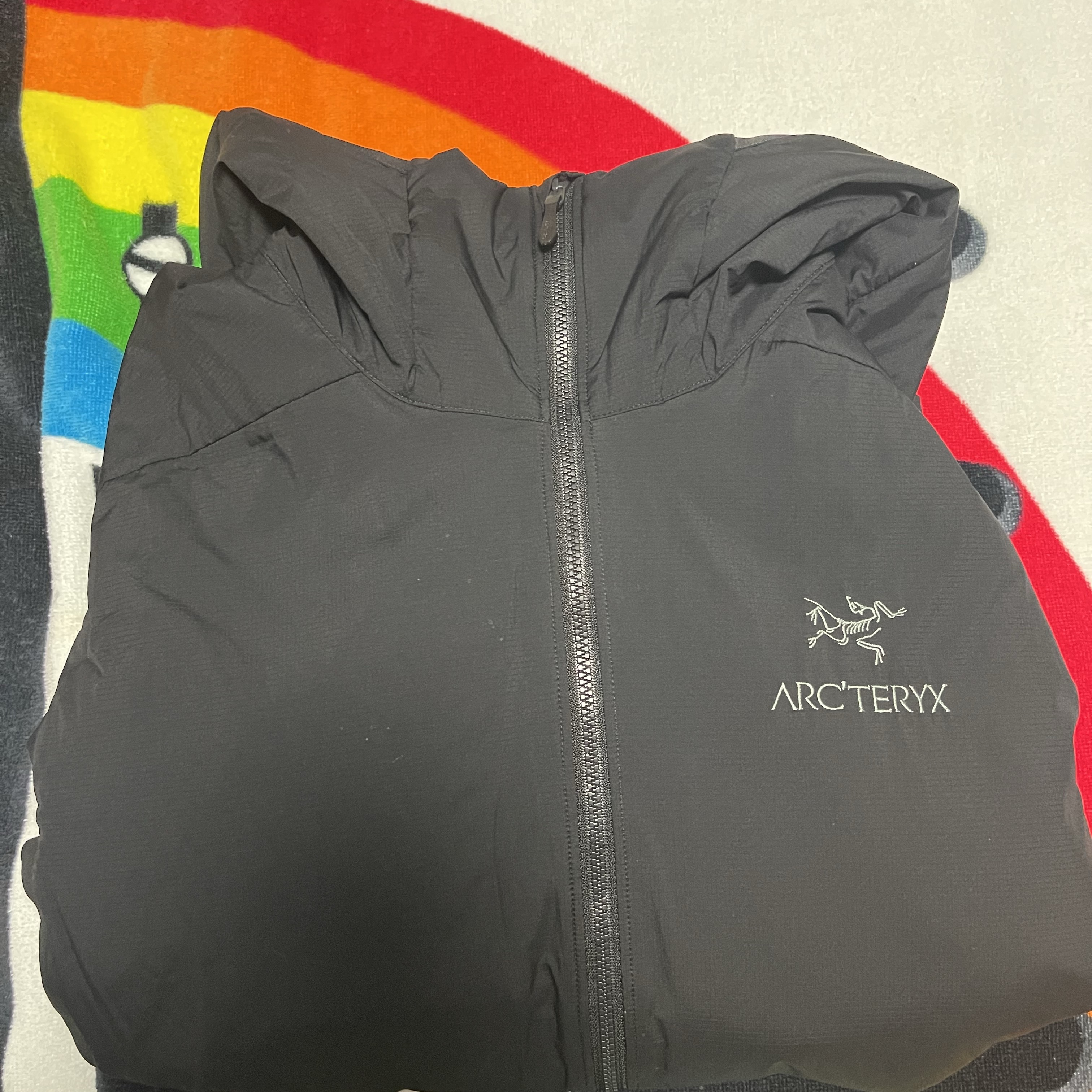 Arc'teryx Atom LT Hoody Black 착용 스타일