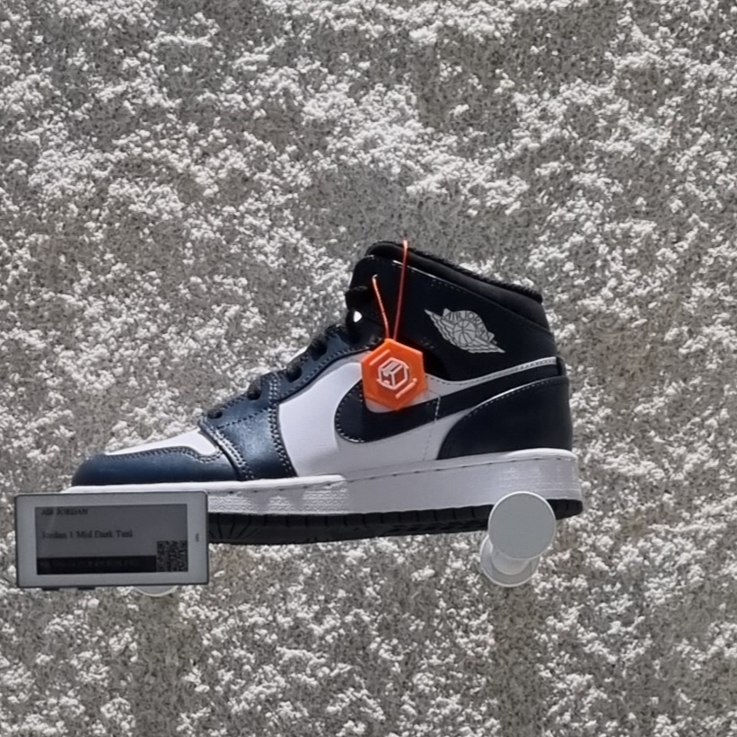 Jordan 1 Mid Dark Teal 착용 스타일