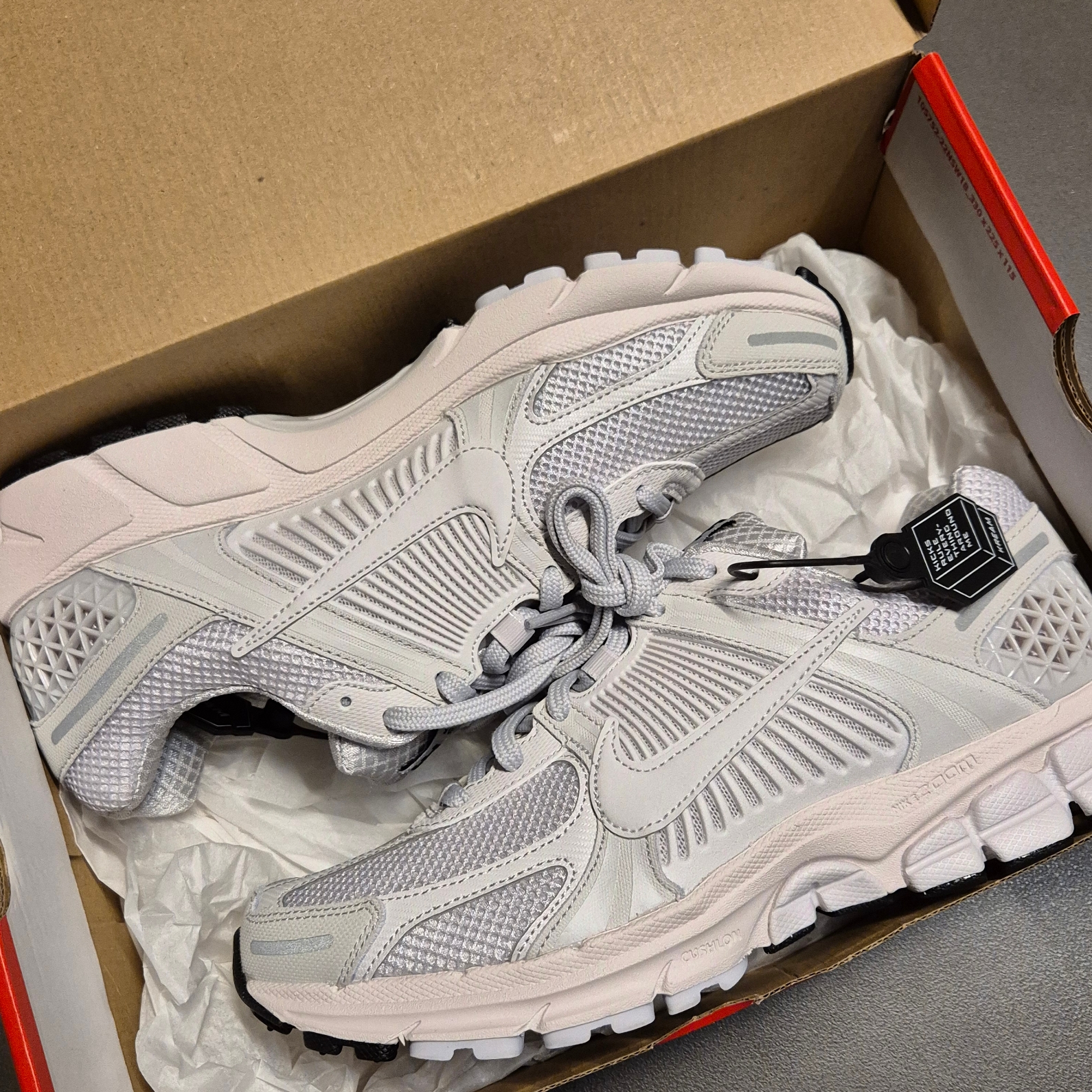Nike Zoom Vomero 5 SP Vast Grey 2023 착용 스타일