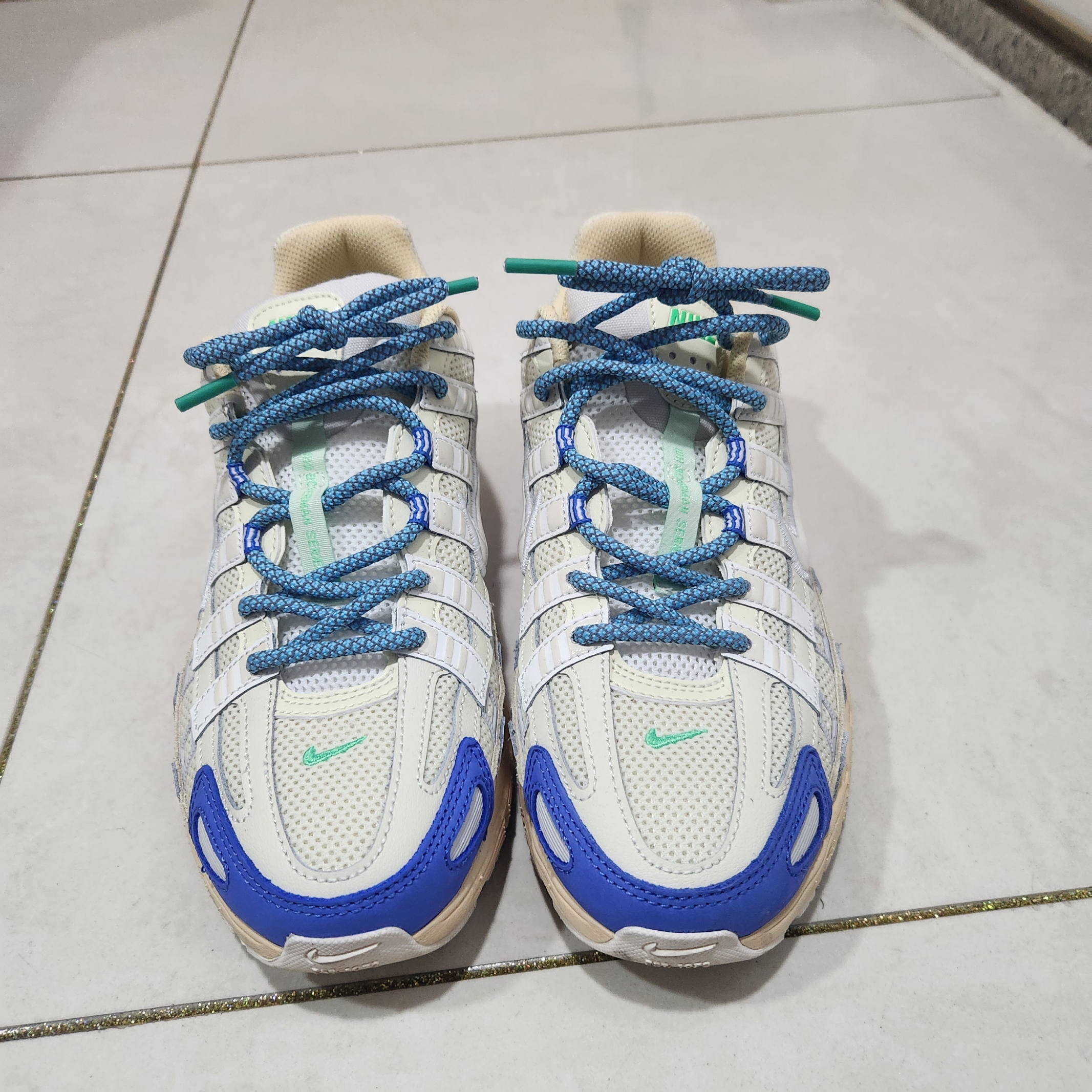 Nike P-6000 Coconut Milk Medium Blue 착용 스타일 - 2