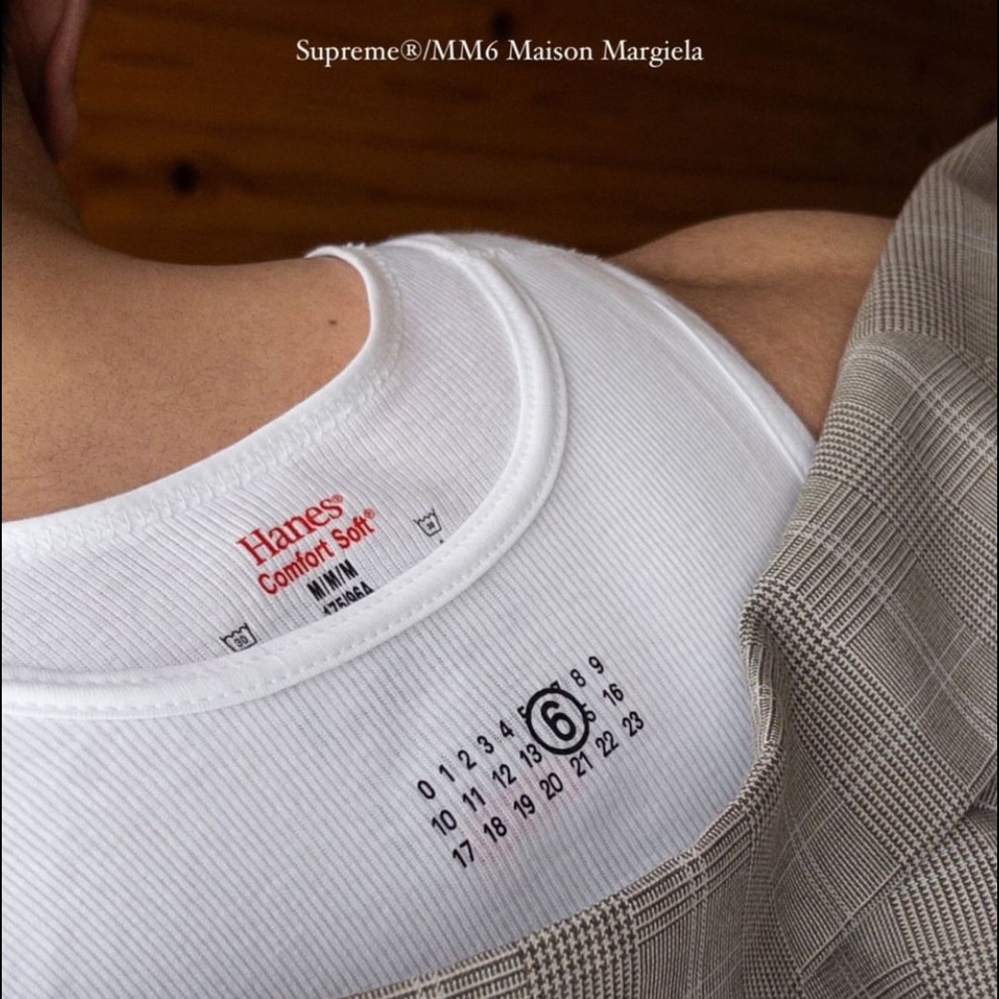 Supreme x MM6 Maison Margiela Hanes Tagless Tank Top White (1 Pack) - 24SS 착용 스타일