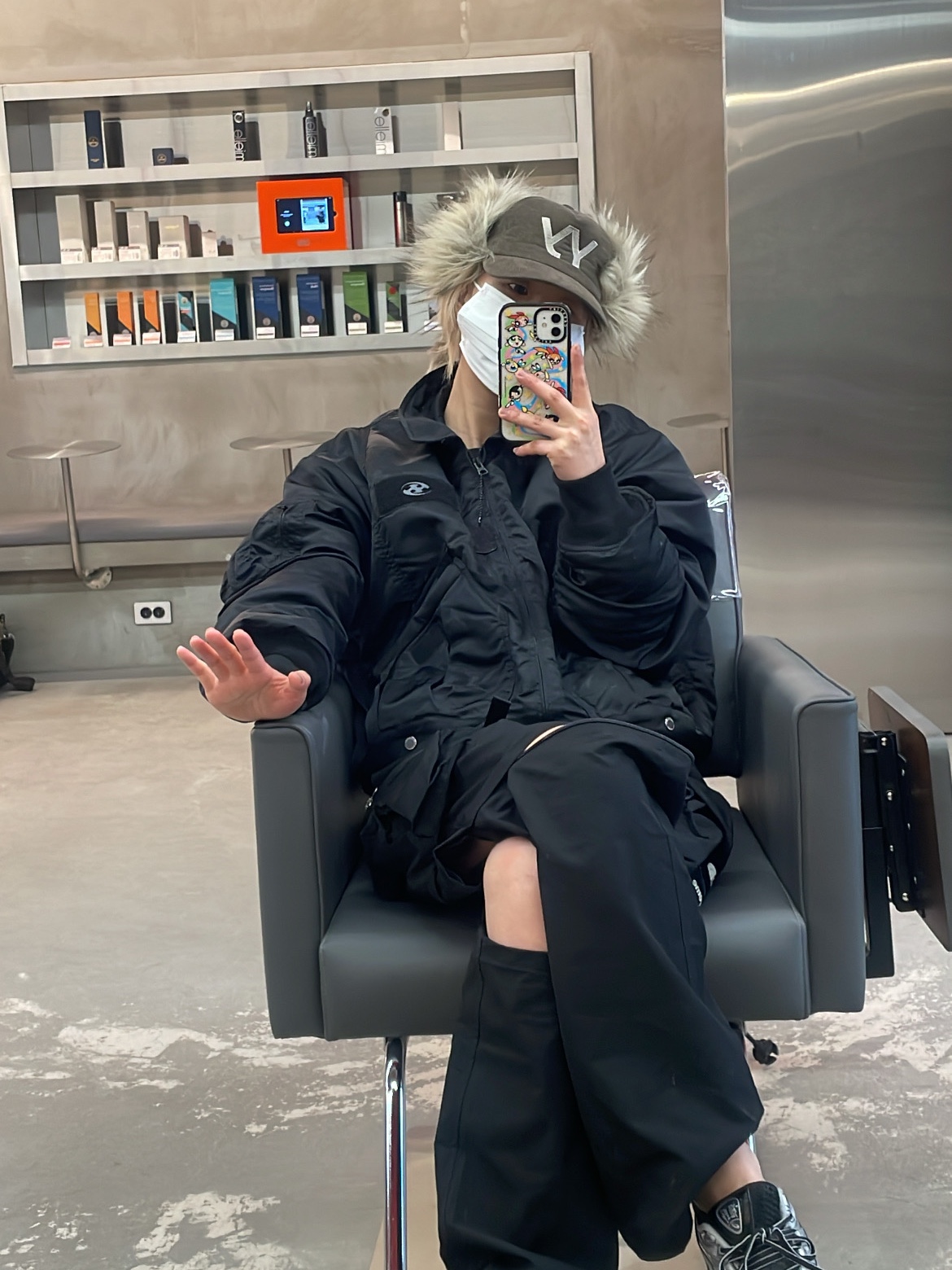 Sansan Gear x Alpha Industries CWU 45/P Flight Jacket Black - 23FW, Open Yy Faux Fur Corduroy Earflap Cap Khaki 착용 스타일