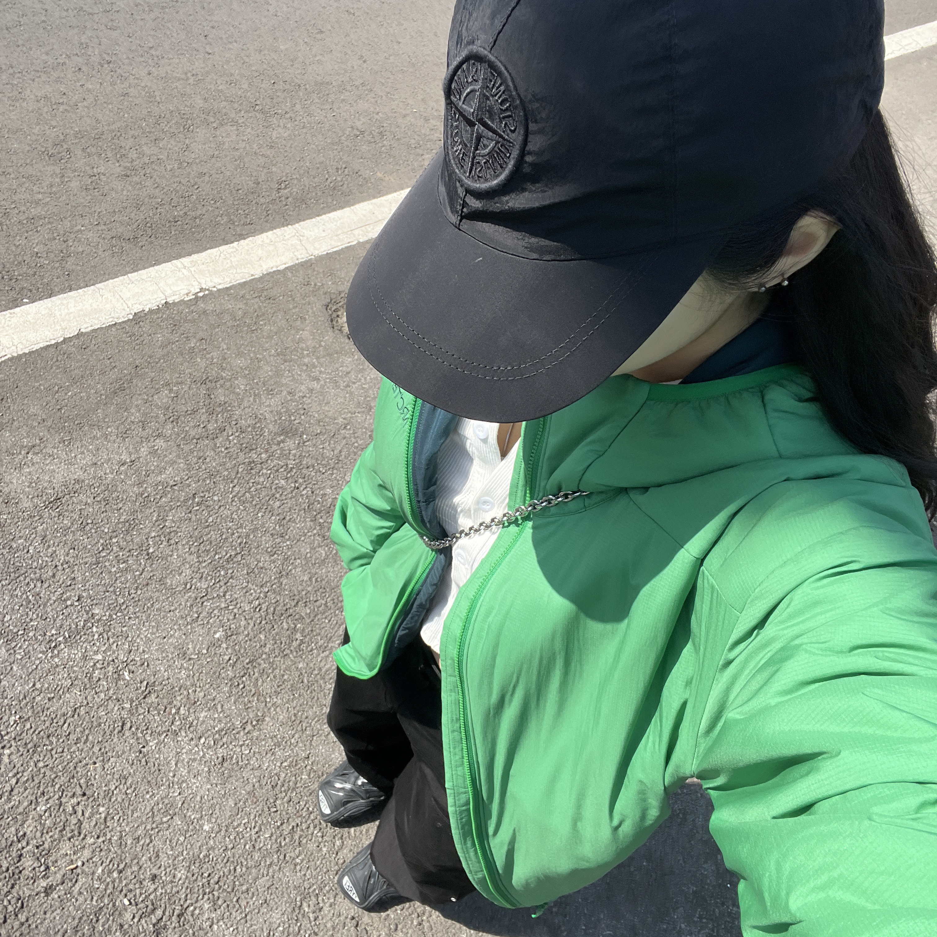 Arc'teryx Atom LT Hoody Jungle, (W) Balenciaga Tyrex Sneakers Black 착용 스타일 - 1