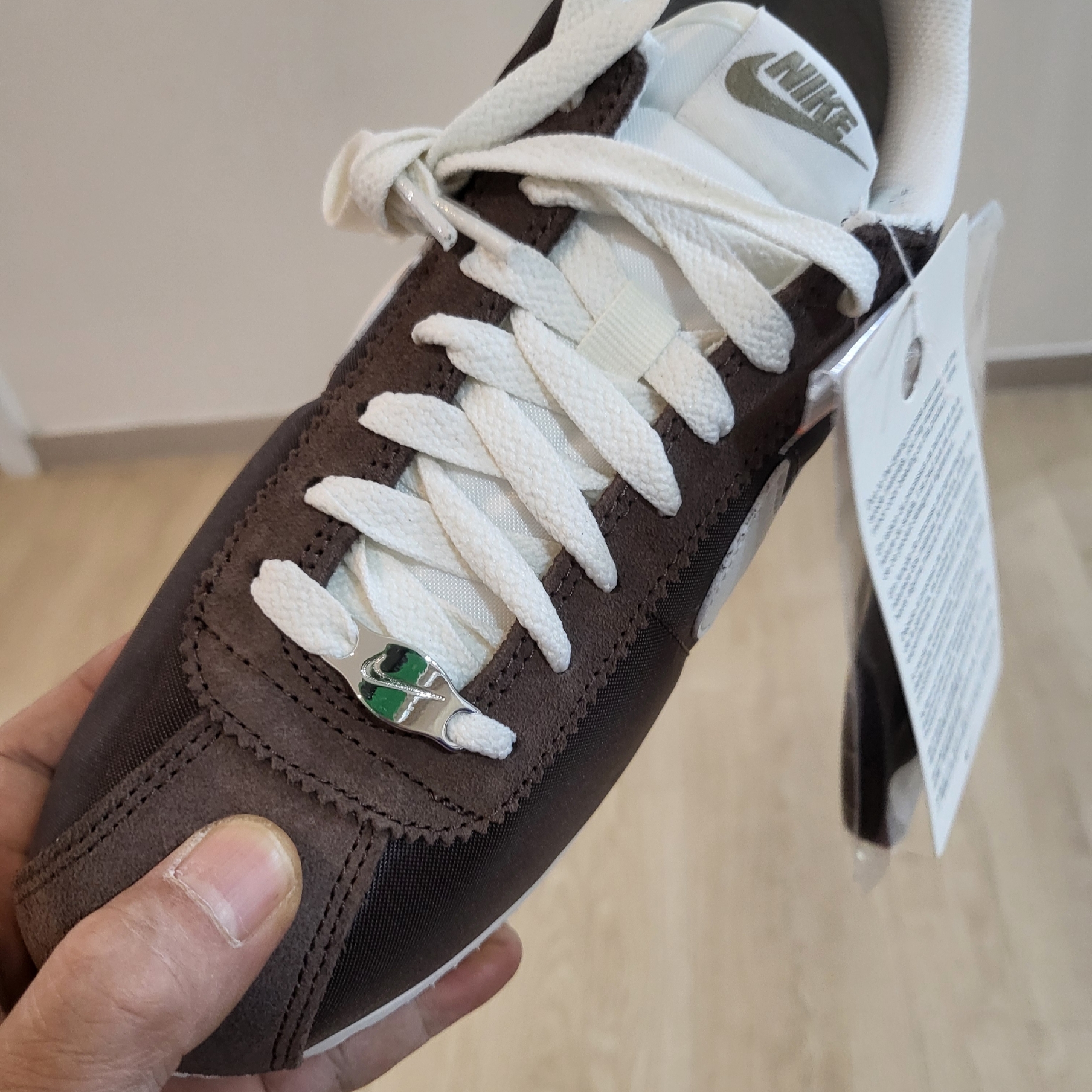 (W) Nike Cortez Baroque Brown 착용 스타일 - 4