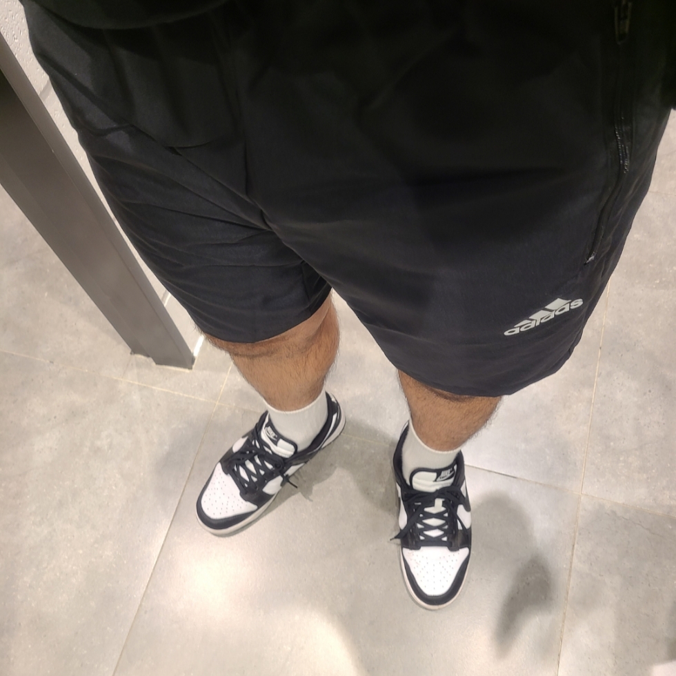 Nike Dunk Low Retro Black 착용 스타일