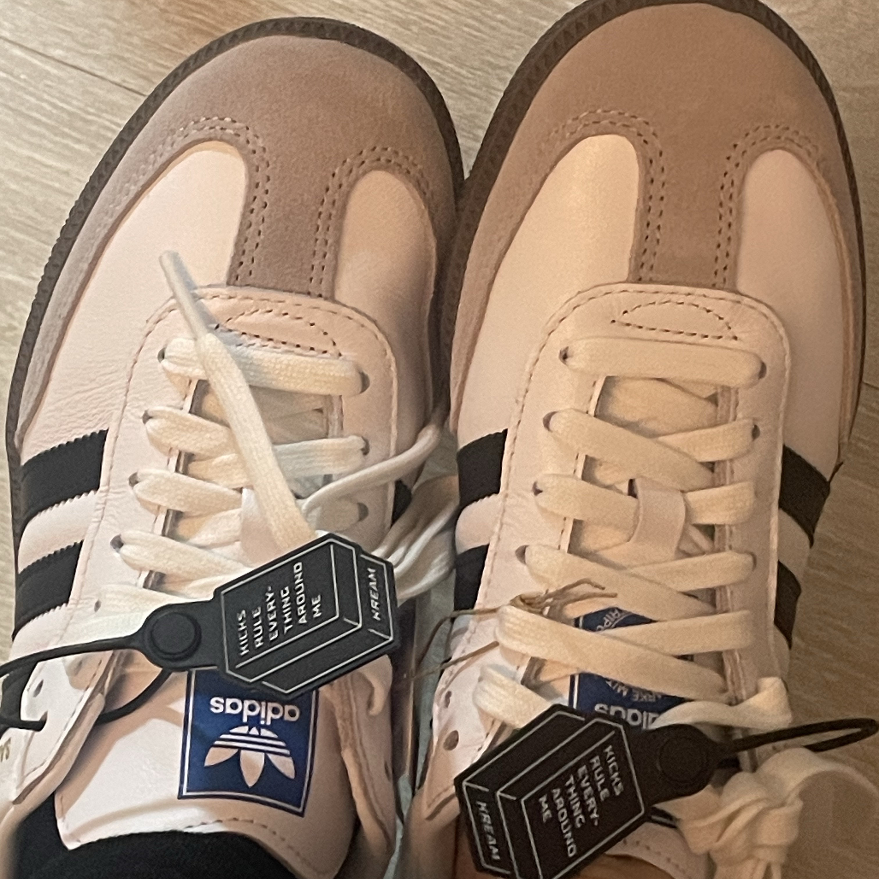 Adidas Samba OG Cloud White 착용 스타일