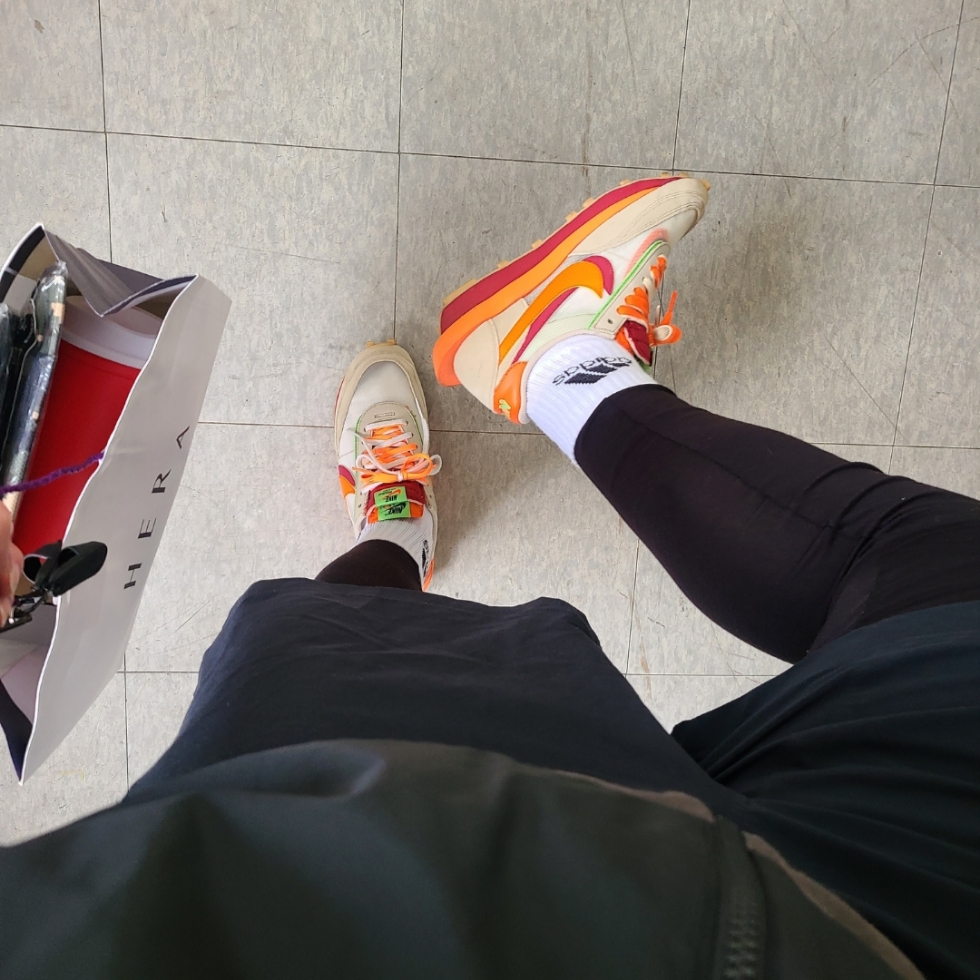 Nike x Sacai x Clot LDWaffle Orange Blaze 착용 스타일 - 2