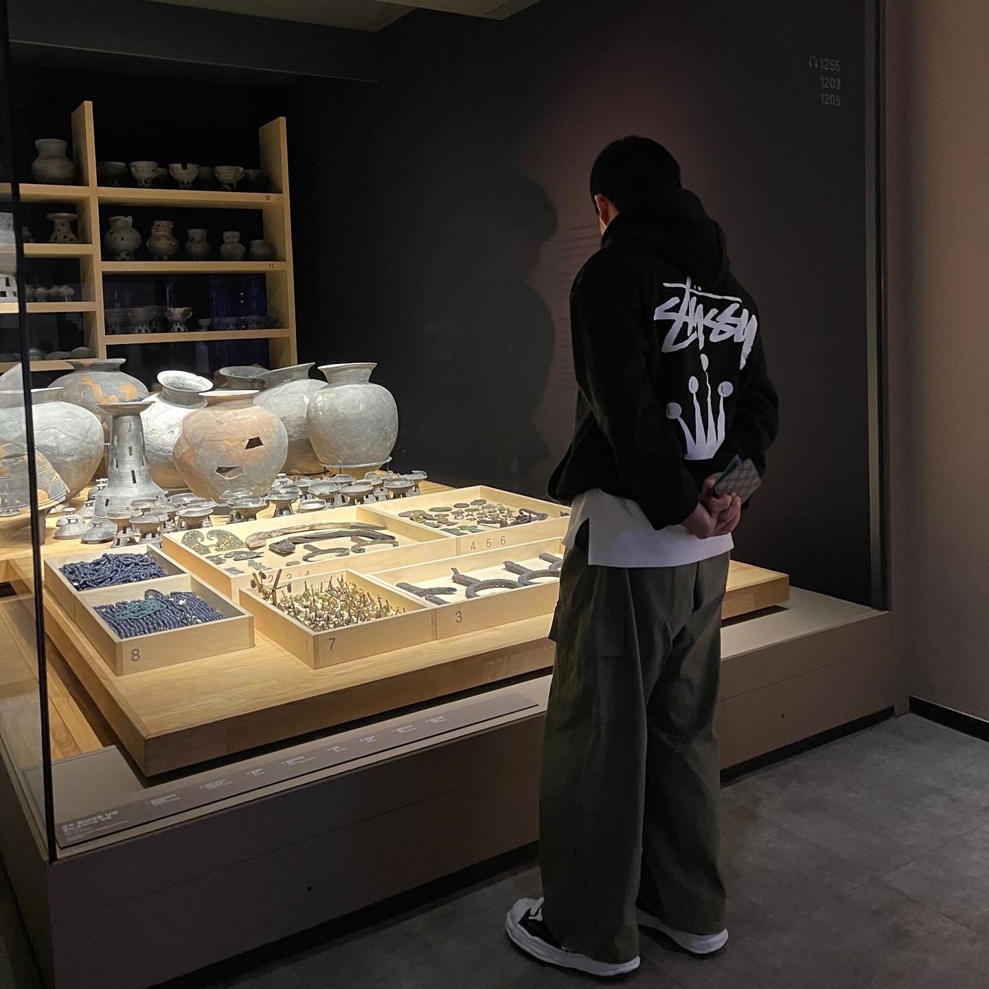 Maison Mihara Yasuhiro Blakey OG Sole Canvas Low-top Sneakers Black White, Stussy Stock Crown Hoodie Black 착용 스타일