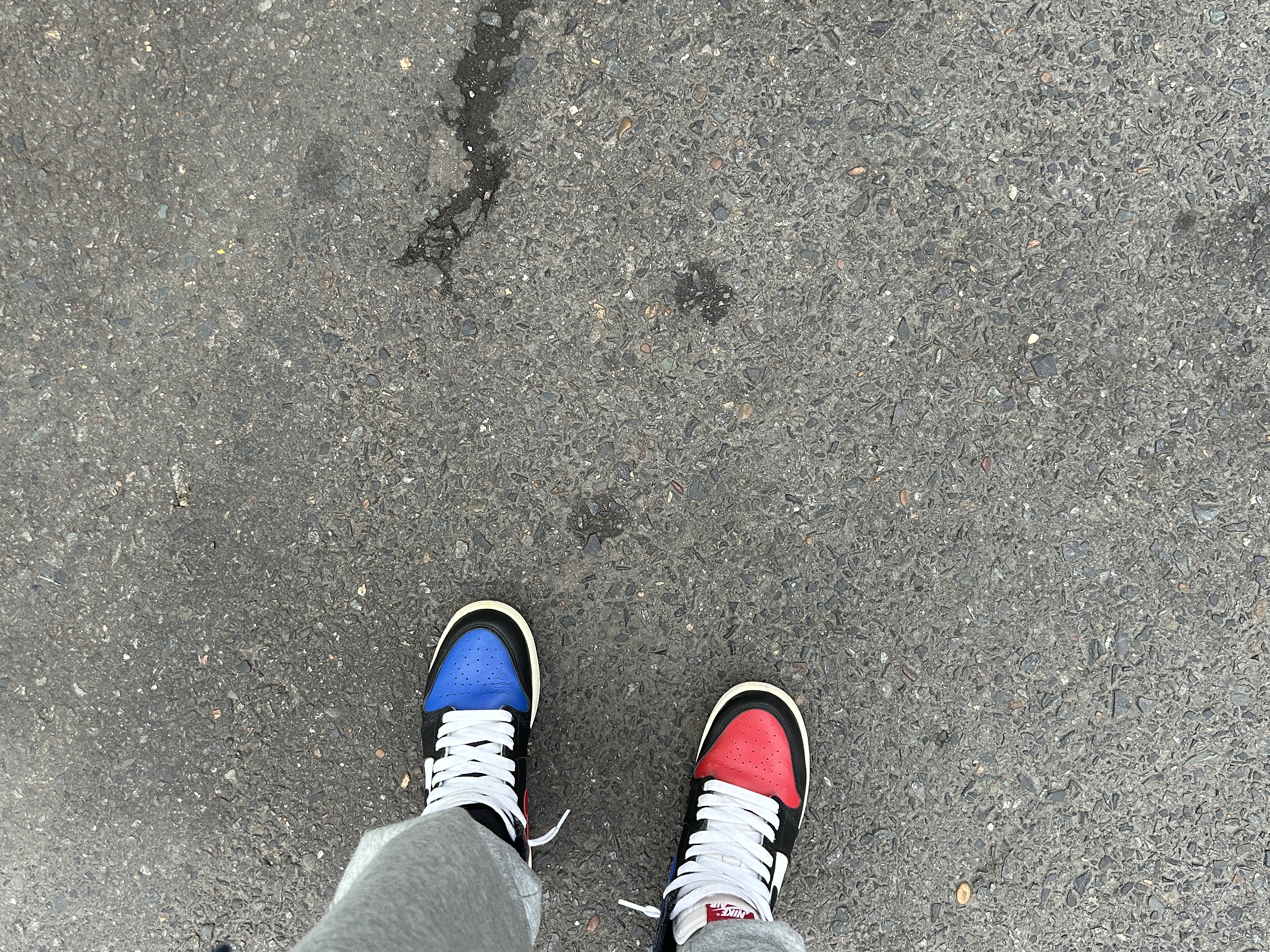 Jordan 1 Retro High OG Top 3 착용 스타일 - 1
