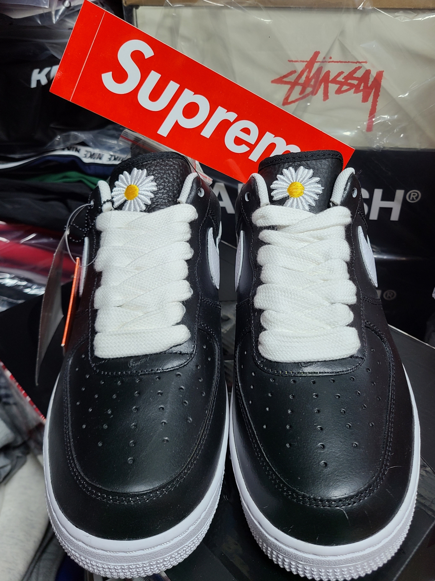 Nike x Peaceminusone Air Force 1 Low Para-Noise 착용 스타일 - 3