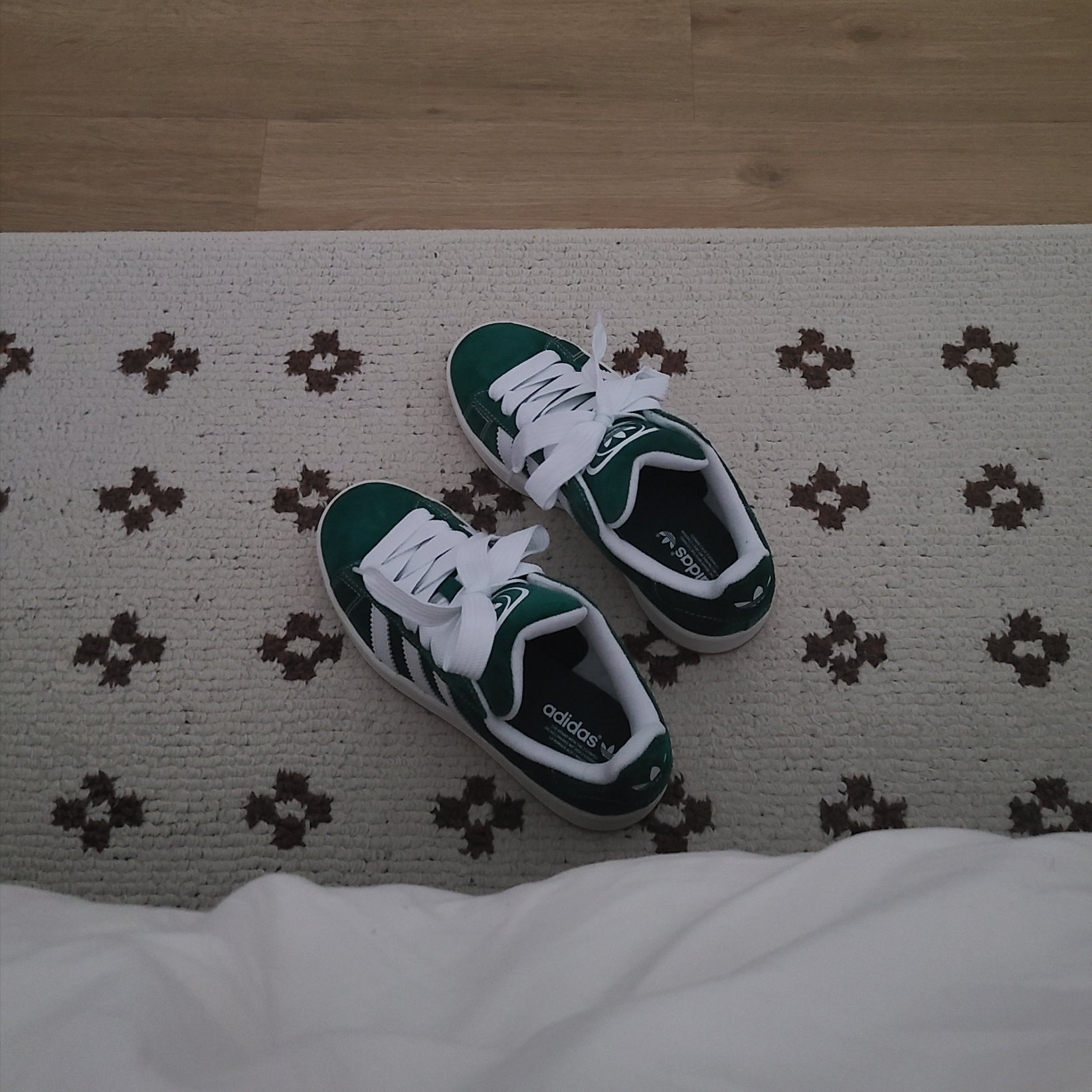 Adidas Campus 00s Dark Green 착용 스타일