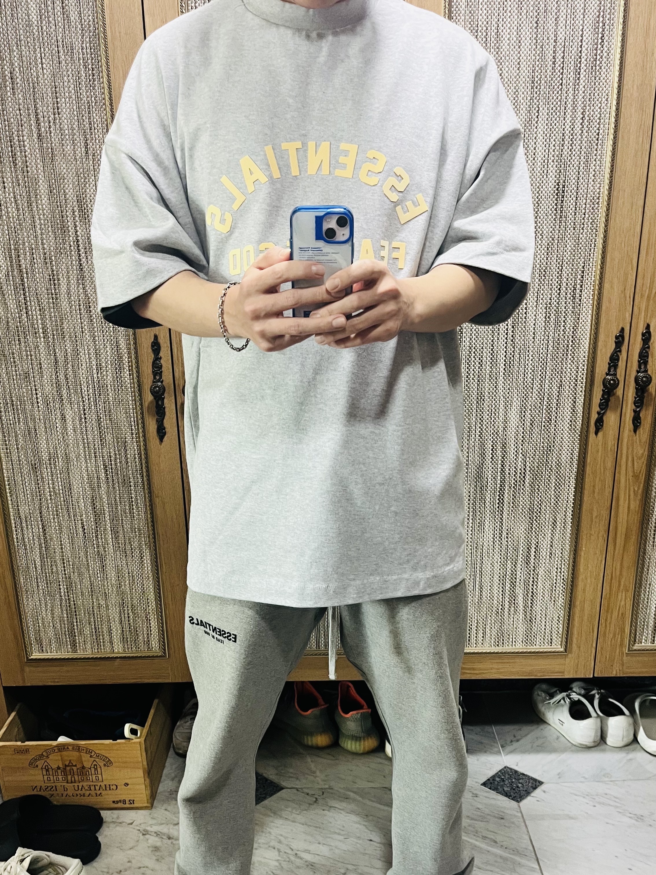 Essentials Heavy Jersey Crewneck T-Shirt Light Heather Grey - 24SS 착용 스타일