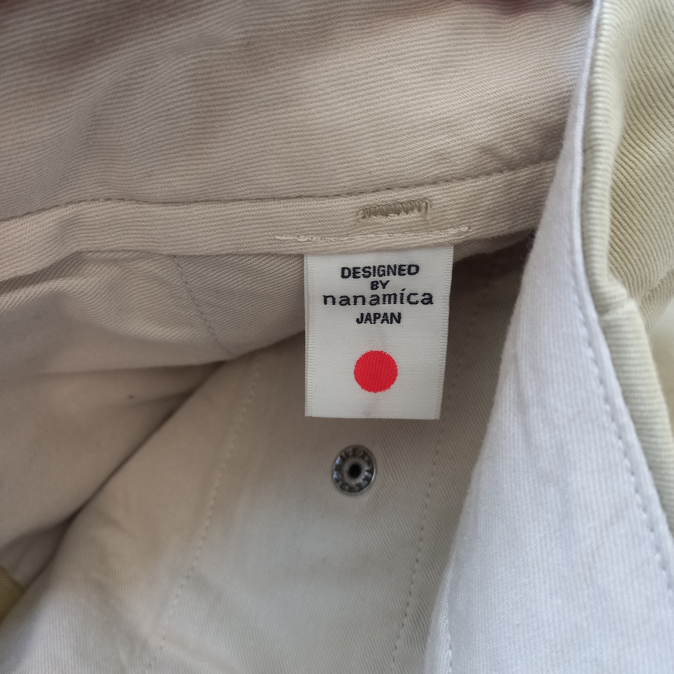 Nanamica Wide Chino Pants Khaki 착용 스타일 - 3