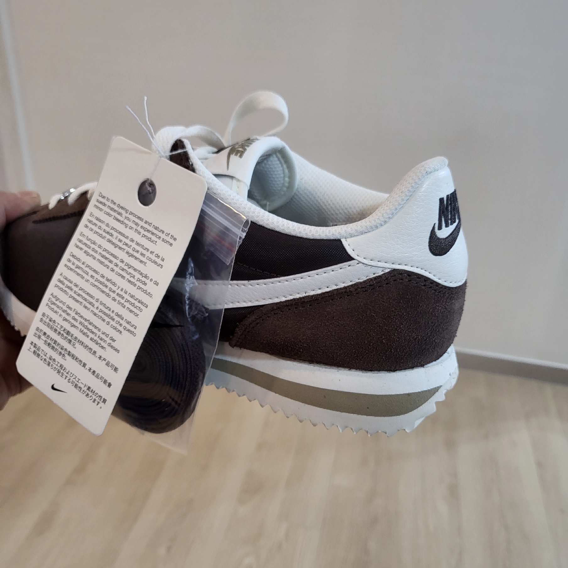 (W) Nike Cortez Baroque Brown 착용 스타일 - 2