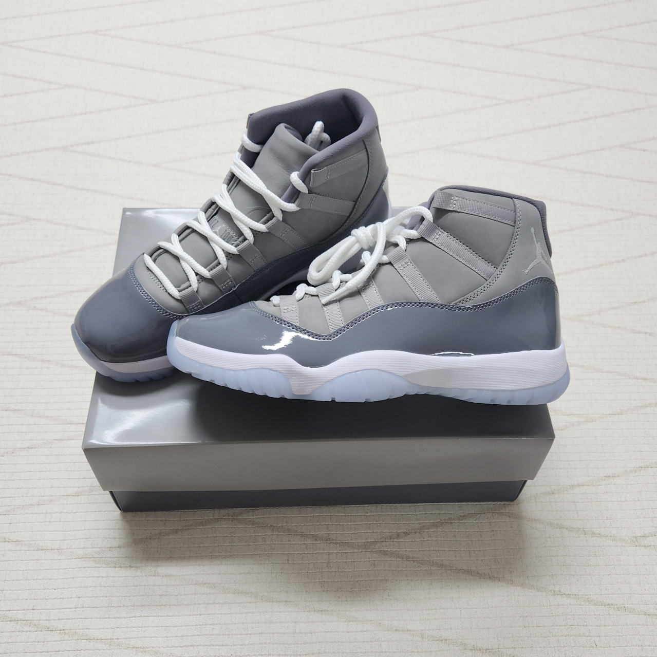 Jordan 11 Retro Cool Grey 2021 착용 스타일 - 2